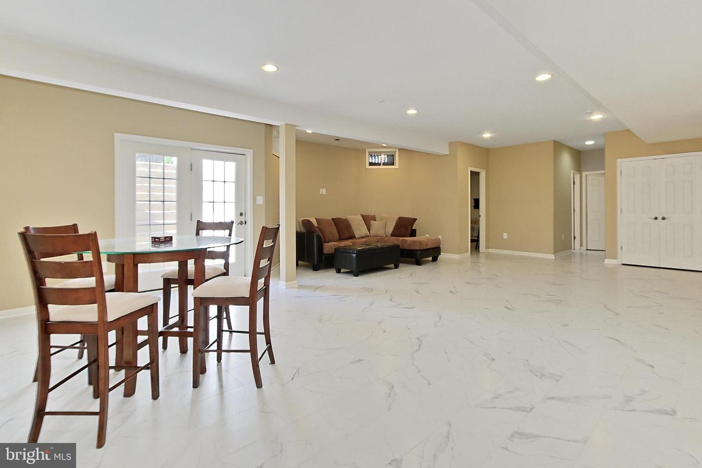 14903 MARLBANK PL, HAYMARKET, Virginia 20169, 4 Bedrooms Bedrooms, ,4 BathroomsBathrooms,Residential,For sale,14903 MARLBANK PL,VAPW2093838 MLS # VAPW2093838