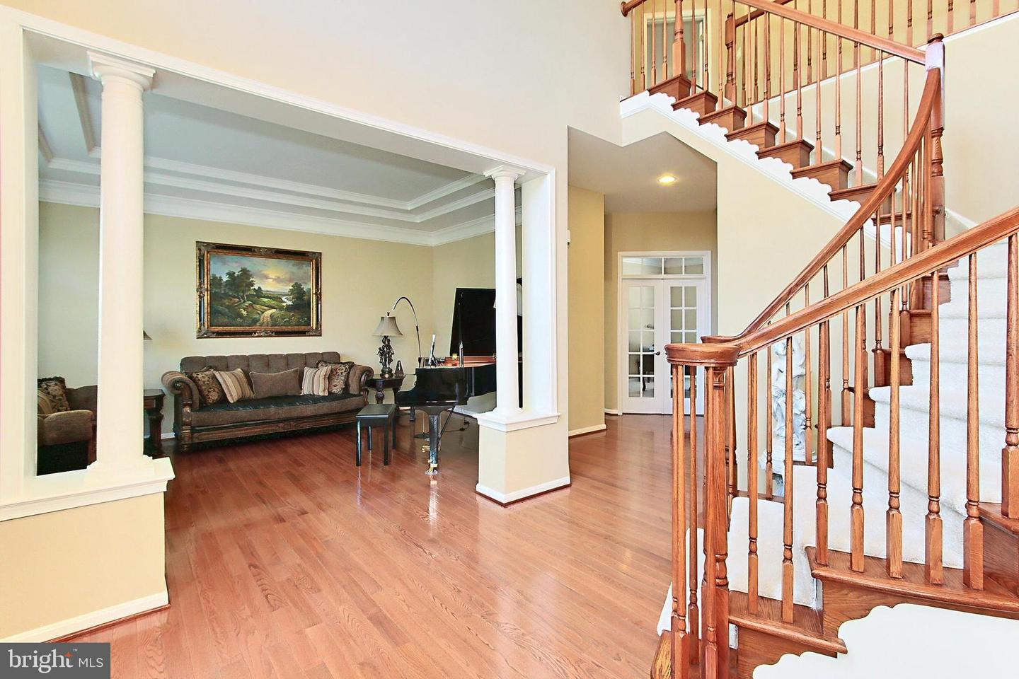 14903 MARLBANK PL, HAYMARKET, Virginia 20169, 4 Bedrooms Bedrooms, ,4 BathroomsBathrooms,Residential,For sale,14903 MARLBANK PL,VAPW2093838 MLS # VAPW2093838