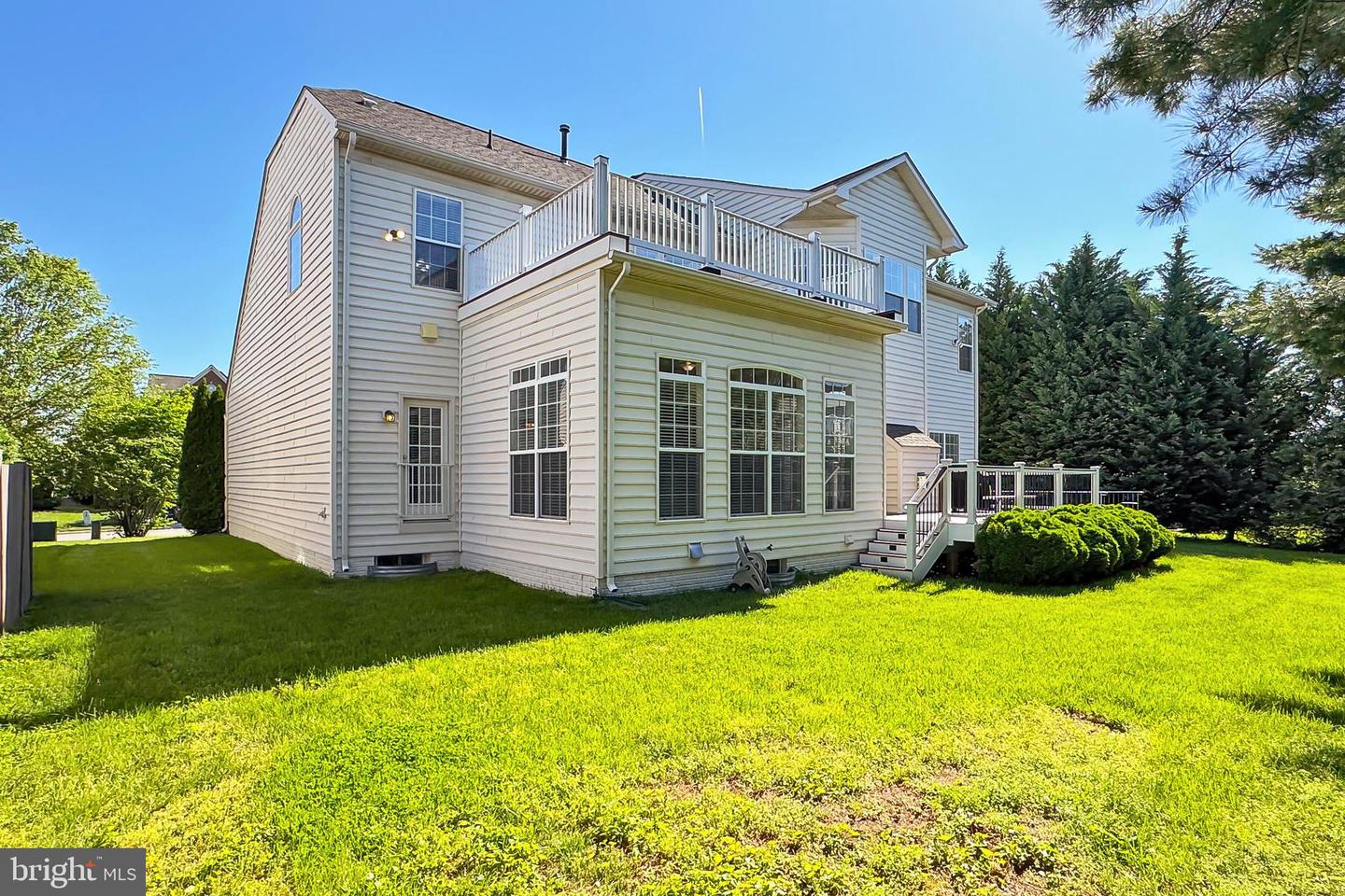 14903 MARLBANK PL, HAYMARKET, Virginia 20169, 4 Bedrooms Bedrooms, ,4 BathroomsBathrooms,Residential,For sale,14903 MARLBANK PL,VAPW2093838 MLS # VAPW2093838