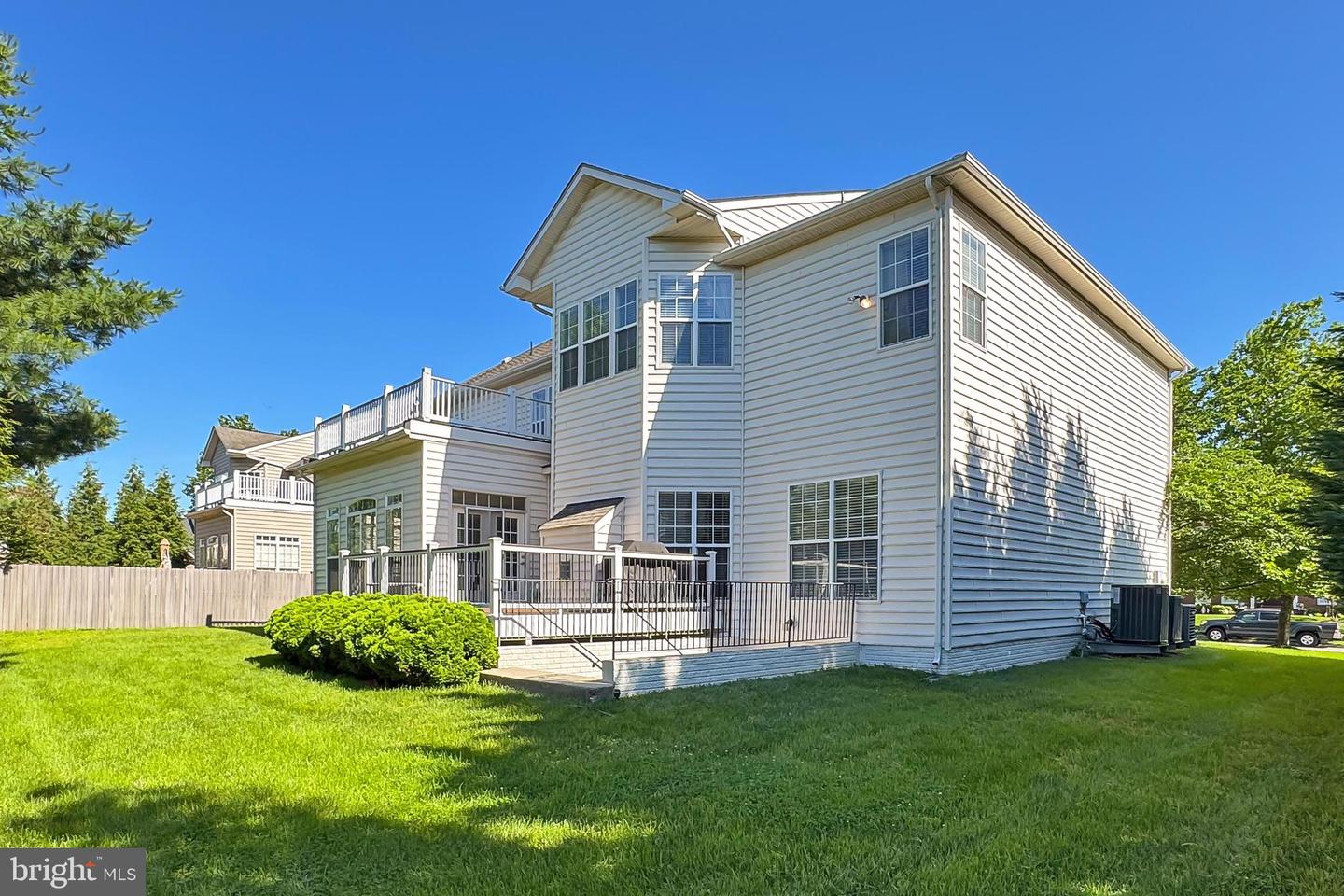 14903 MARLBANK PL, HAYMARKET, Virginia 20169, 4 Bedrooms Bedrooms, ,4 BathroomsBathrooms,Residential,For sale,14903 MARLBANK PL,VAPW2093838 MLS # VAPW2093838