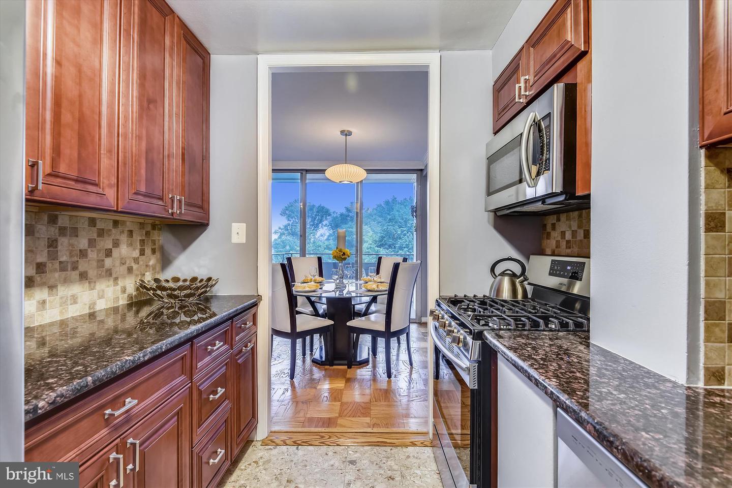 6621 WAKEFIELD DR #416, ALEXANDRIA, Virginia 22307, 2 Bedrooms Bedrooms, ,1 BathroomBathrooms,Residential,For sale,6621 WAKEFIELD DR #416,VAFX2239054 MLS # VAFX2239054