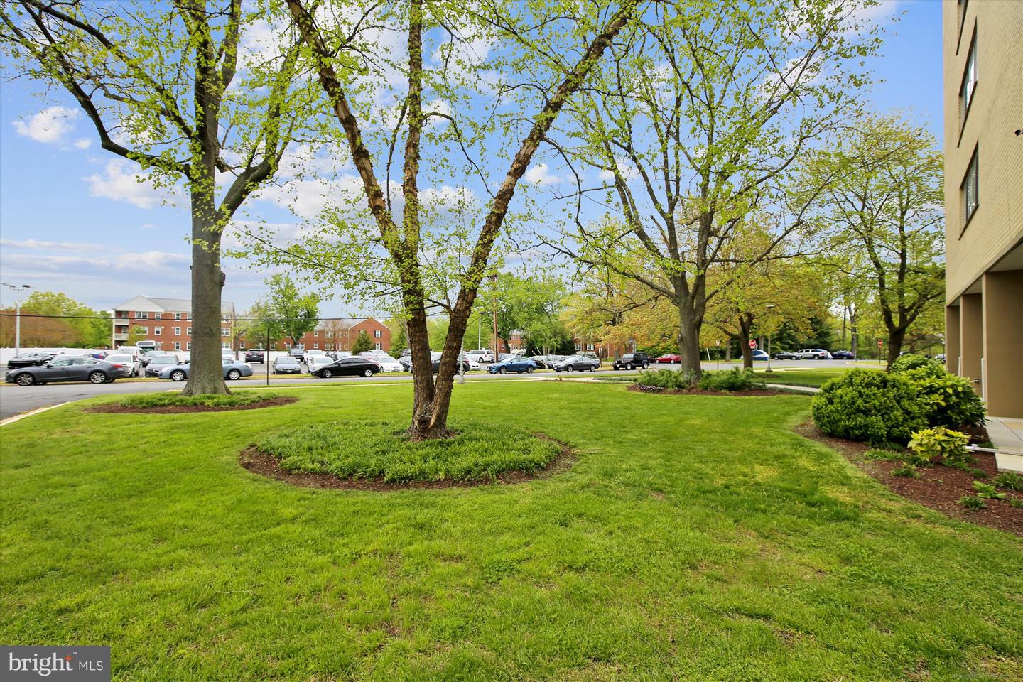 6621 WAKEFIELD DR #416, ALEXANDRIA, Virginia 22307, 2 Bedrooms Bedrooms, ,1 BathroomBathrooms,Residential,For sale,6621 WAKEFIELD DR #416,VAFX2239054 MLS # VAFX2239054