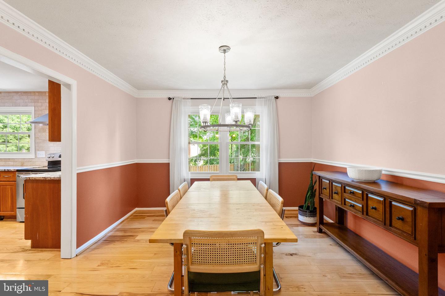 13441 MELVILLE LN, CHANTILLY, Virginia 20151, 4 Bedrooms Bedrooms, ,2 BathroomsBathrooms,Residential,For sale,13441 MELVILLE LN,VAFX2239274 MLS # VAFX2239274