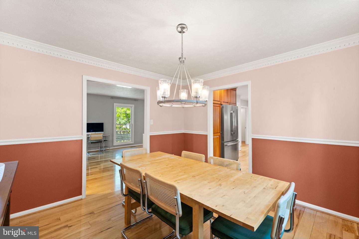 13441 MELVILLE LN, CHANTILLY, Virginia 20151, 4 Bedrooms Bedrooms, ,2 BathroomsBathrooms,Residential,For sale,13441 MELVILLE LN,VAFX2239274 MLS # VAFX2239274