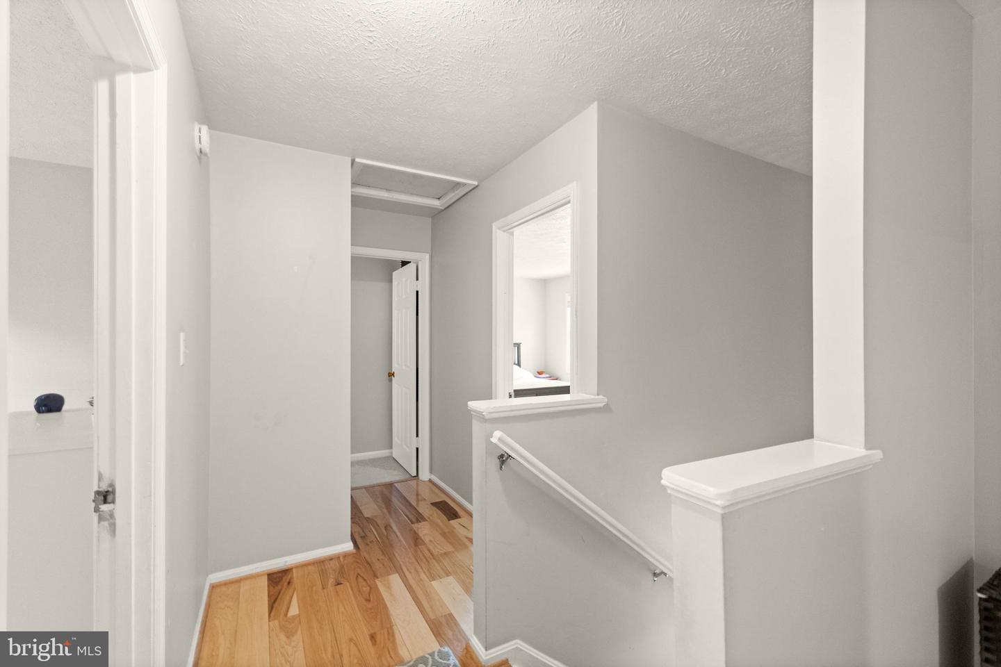 13441 MELVILLE LN, CHANTILLY, Virginia 20151, 4 Bedrooms Bedrooms, ,2 BathroomsBathrooms,Residential,For sale,13441 MELVILLE LN,VAFX2239274 MLS # VAFX2239274