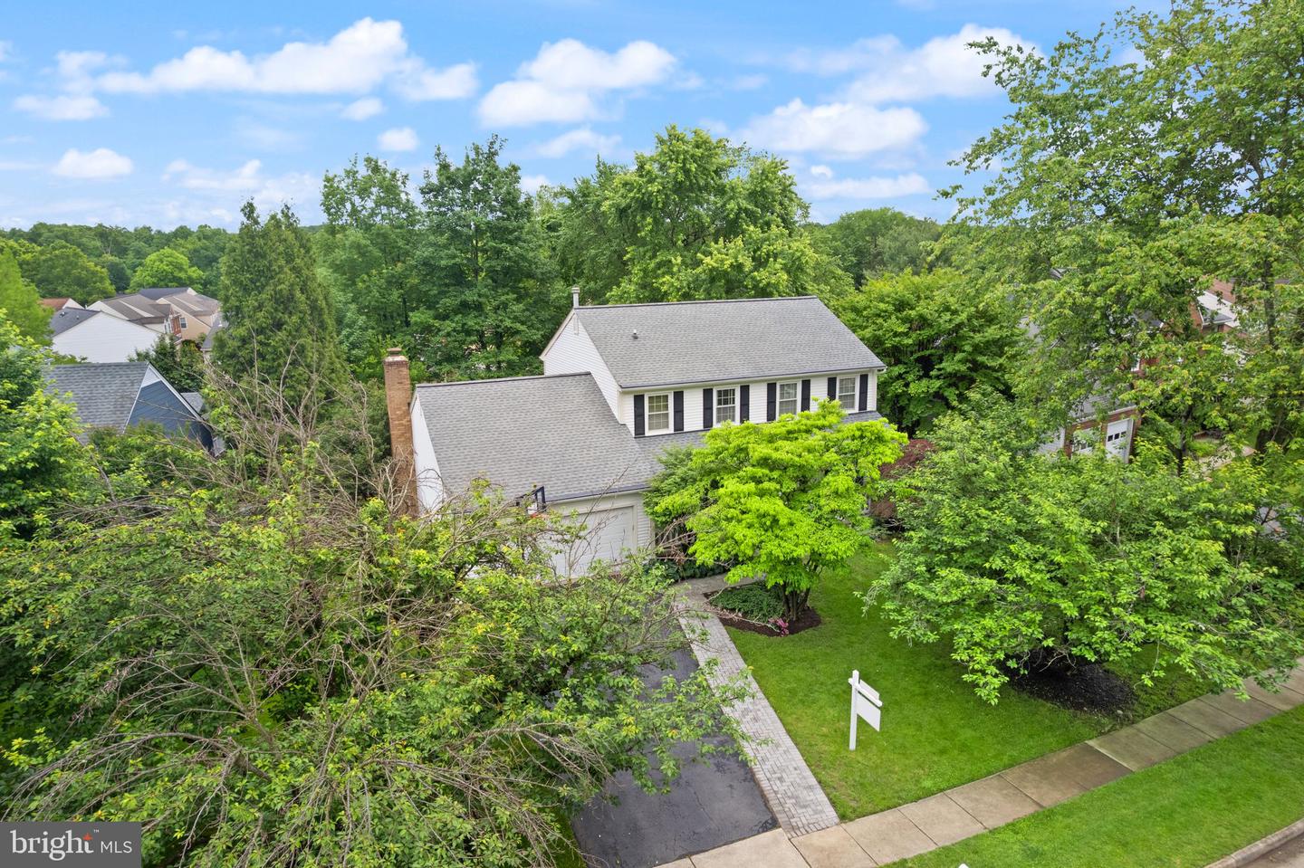 13441 MELVILLE LN, CHANTILLY, Virginia 20151, 4 Bedrooms Bedrooms, ,2 BathroomsBathrooms,Residential,For sale,13441 MELVILLE LN,VAFX2239274 MLS # VAFX2239274