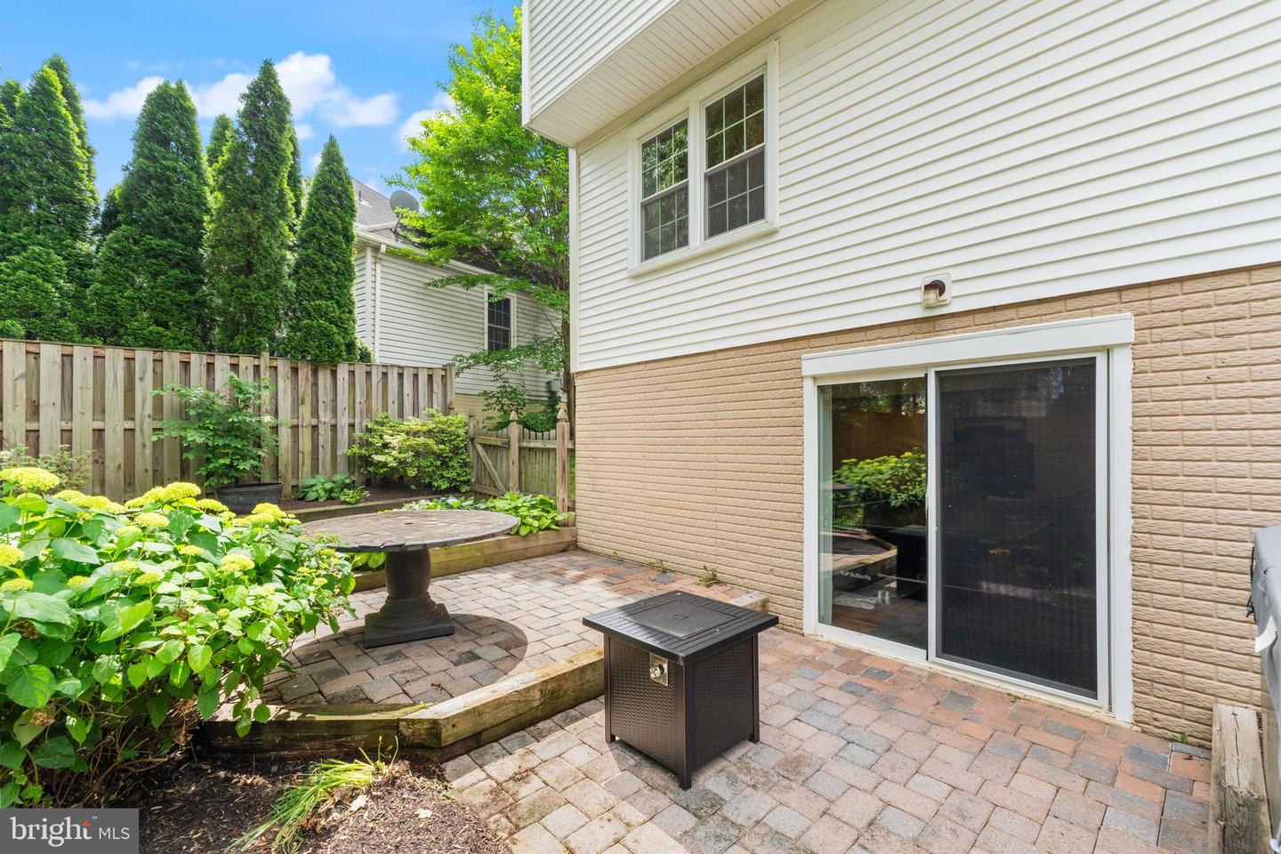 13441 MELVILLE LN, CHANTILLY, Virginia 20151, 4 Bedrooms Bedrooms, ,2 BathroomsBathrooms,Residential,For sale,13441 MELVILLE LN,VAFX2239274 MLS # VAFX2239274