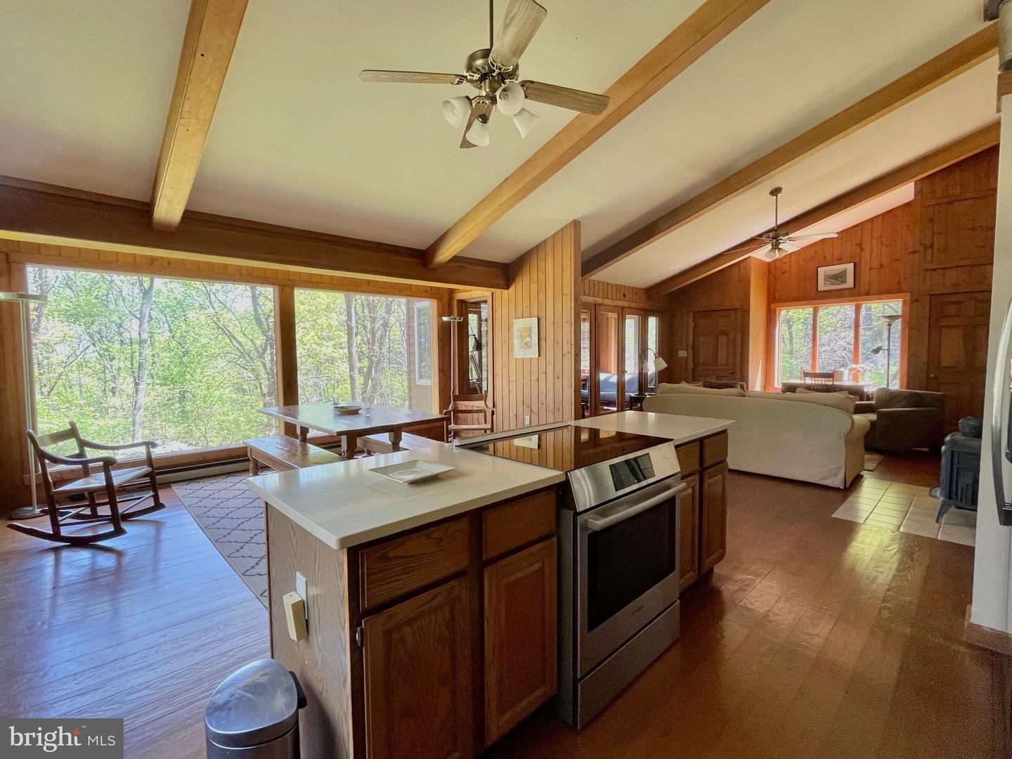 87 WOODLAND LN, HUNTLY, Virginia 22640, 2 Bedrooms Bedrooms, ,1 BathroomBathrooms,Residential,For sale,87 WOODLAND LN,VARP2002078 MLS # VARP2002078