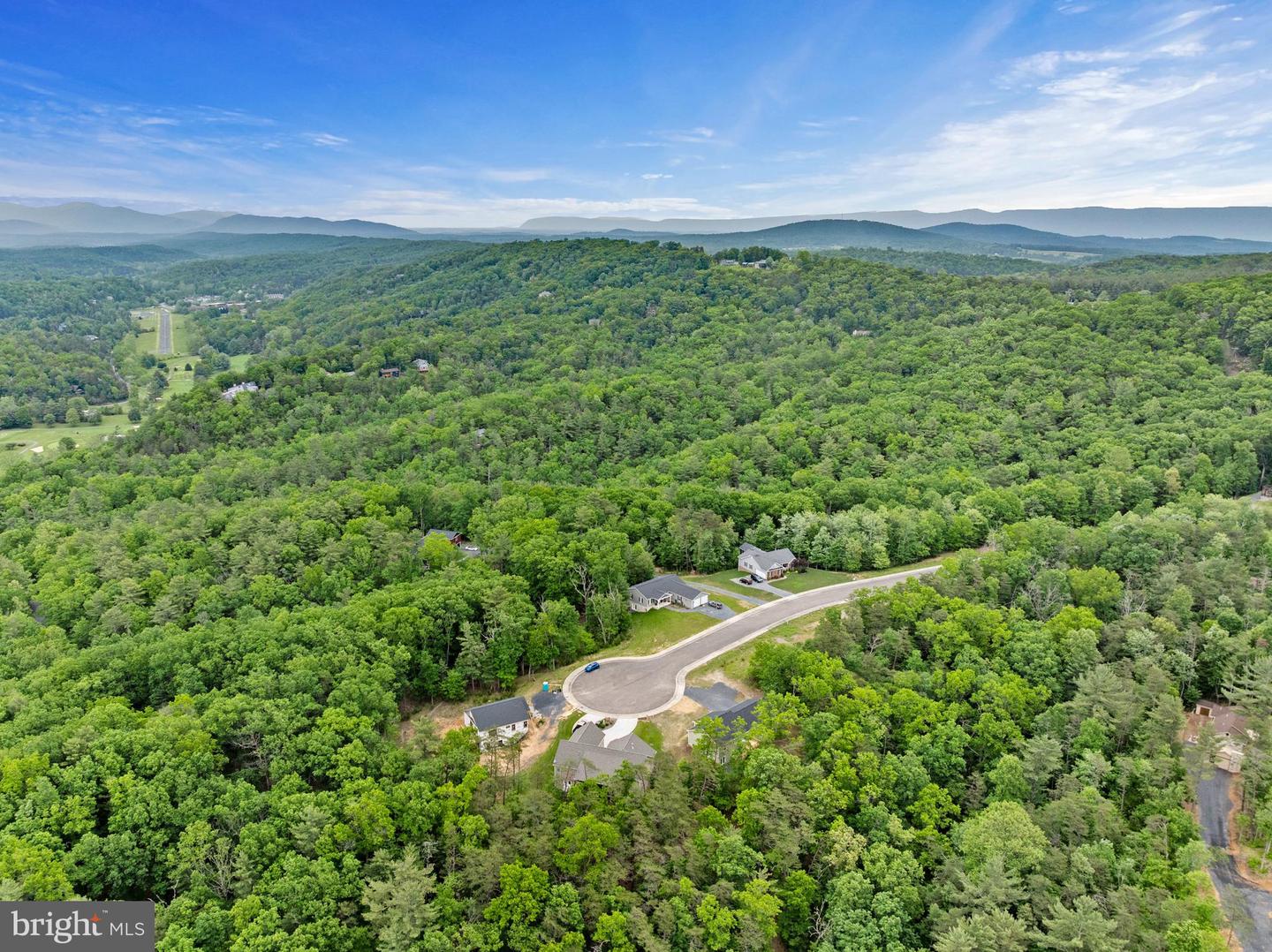 201 CREEK VALLEY DR., BASYE, Virginia 22810, 3 Bedrooms Bedrooms, ,2 BathroomsBathrooms,Residential,For sale,201 CREEK VALLEY DR.,VASH2011432 MLS # VASH2011432