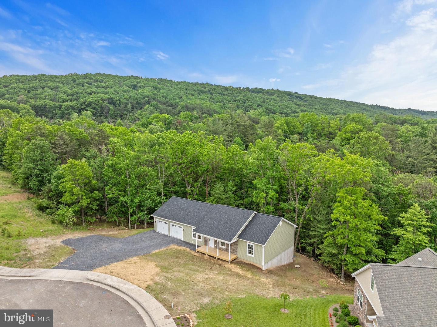 201 CREEK VALLEY DR., BASYE, Virginia 22810, 3 Bedrooms Bedrooms, ,2 BathroomsBathrooms,Residential,For sale,201 CREEK VALLEY DR.,VASH2011432 MLS # VASH2011432