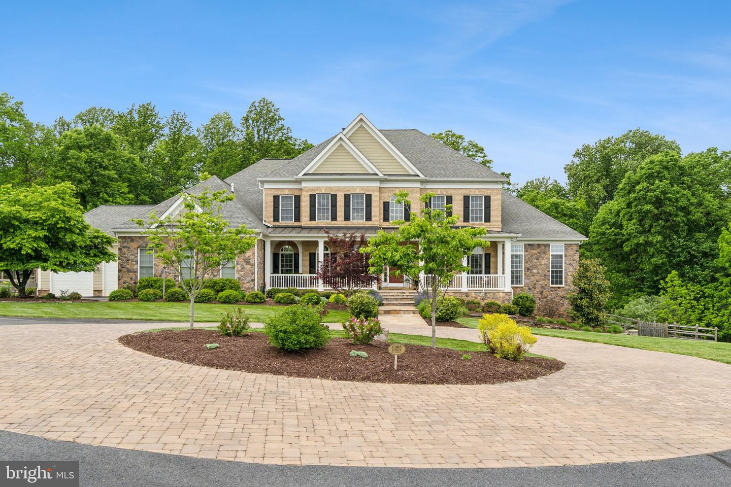18503 PARK MEADOW CT, LEESBURG, Virginia 20175, 6 Bedrooms Bedrooms, ,7 BathroomsBathrooms,Residential,For sale,18503 PARK MEADOW CT,VALO2096348 MLS # VALO2096348