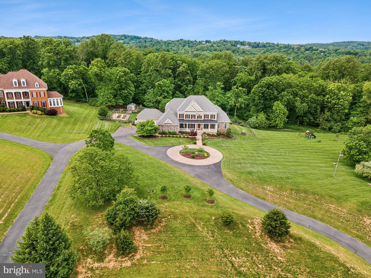 18503 PARK MEADOW CT, LEESBURG, Virginia 20175, 6 Bedrooms Bedrooms, ,7 BathroomsBathrooms,Residential,For sale,18503 PARK MEADOW CT,VALO2096348 MLS # VALO2096348