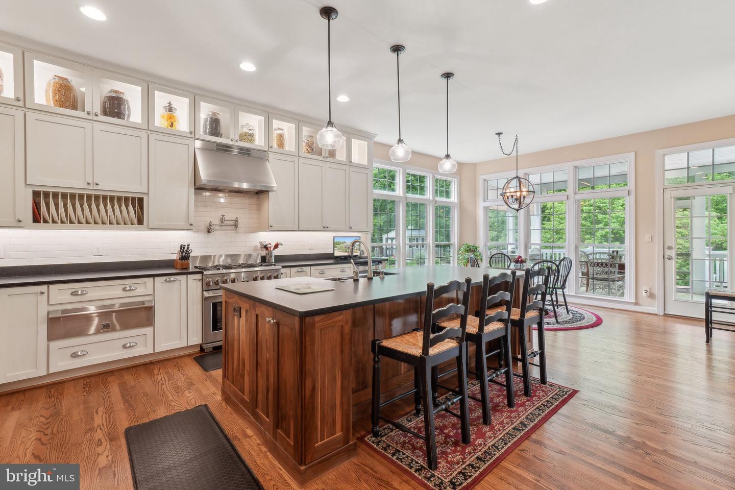 18503 PARK MEADOW CT, LEESBURG, Virginia 20175, 6 Bedrooms Bedrooms, ,7 BathroomsBathrooms,Residential,For sale,18503 PARK MEADOW CT,VALO2096348 MLS # VALO2096348