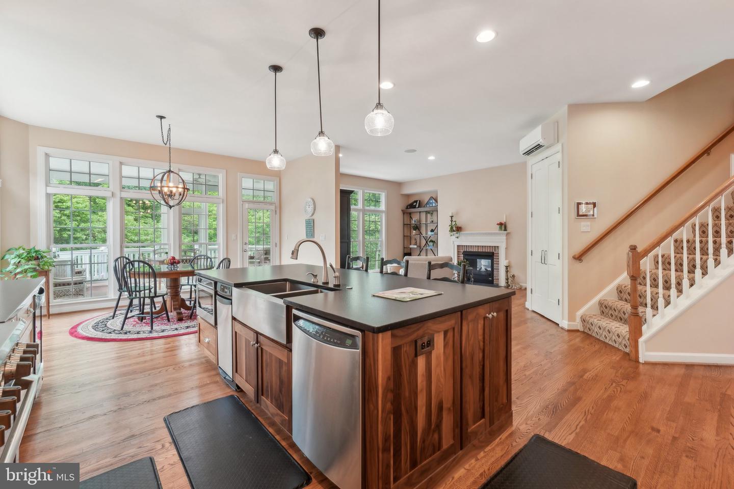 18503 PARK MEADOW CT, LEESBURG, Virginia 20175, 6 Bedrooms Bedrooms, ,7 BathroomsBathrooms,Residential,For sale,18503 PARK MEADOW CT,VALO2096348 MLS # VALO2096348