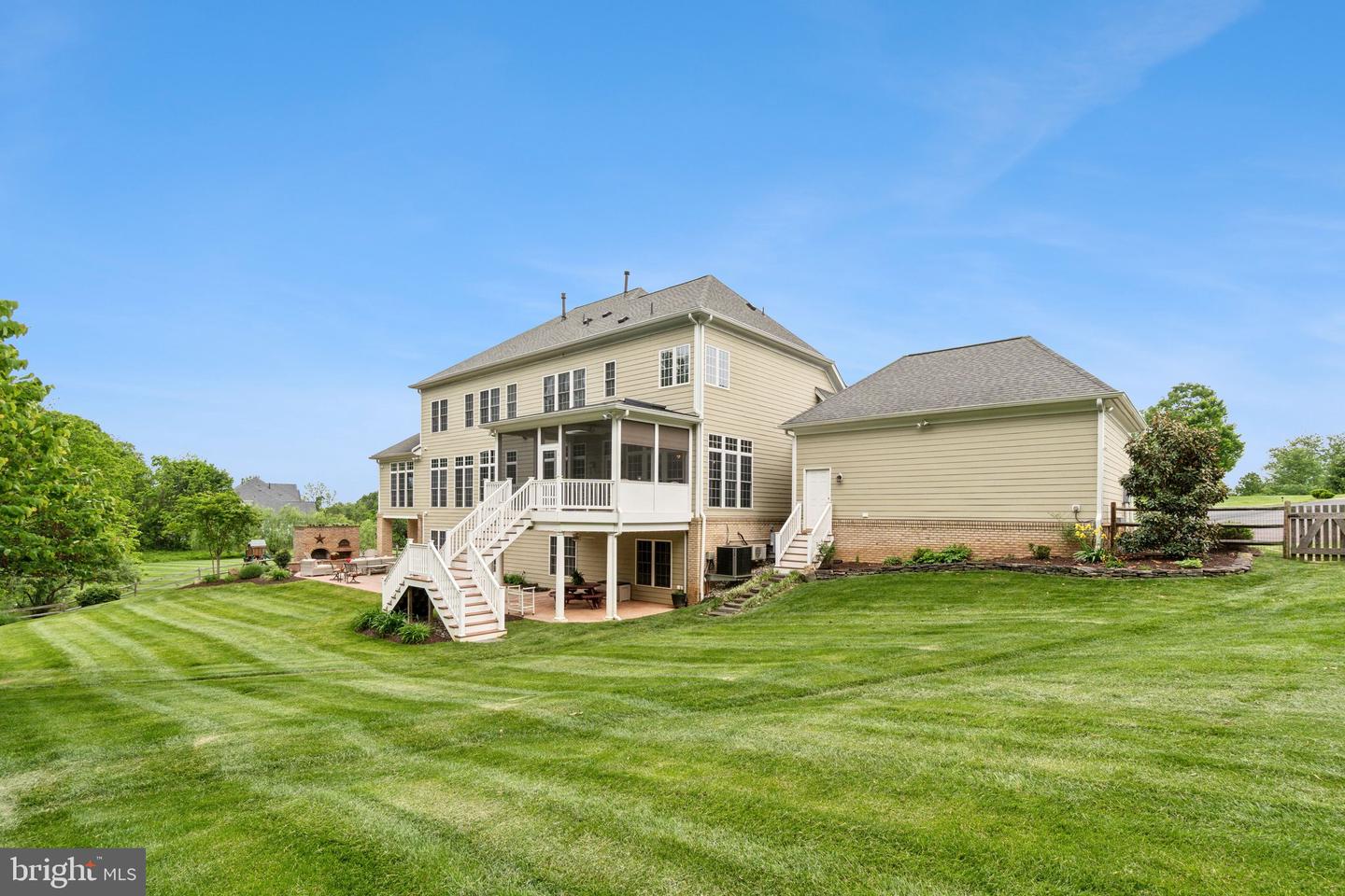 18503 PARK MEADOW CT, LEESBURG, Virginia 20175, 6 Bedrooms Bedrooms, ,7 BathroomsBathrooms,Residential,For sale,18503 PARK MEADOW CT,VALO2096348 MLS # VALO2096348