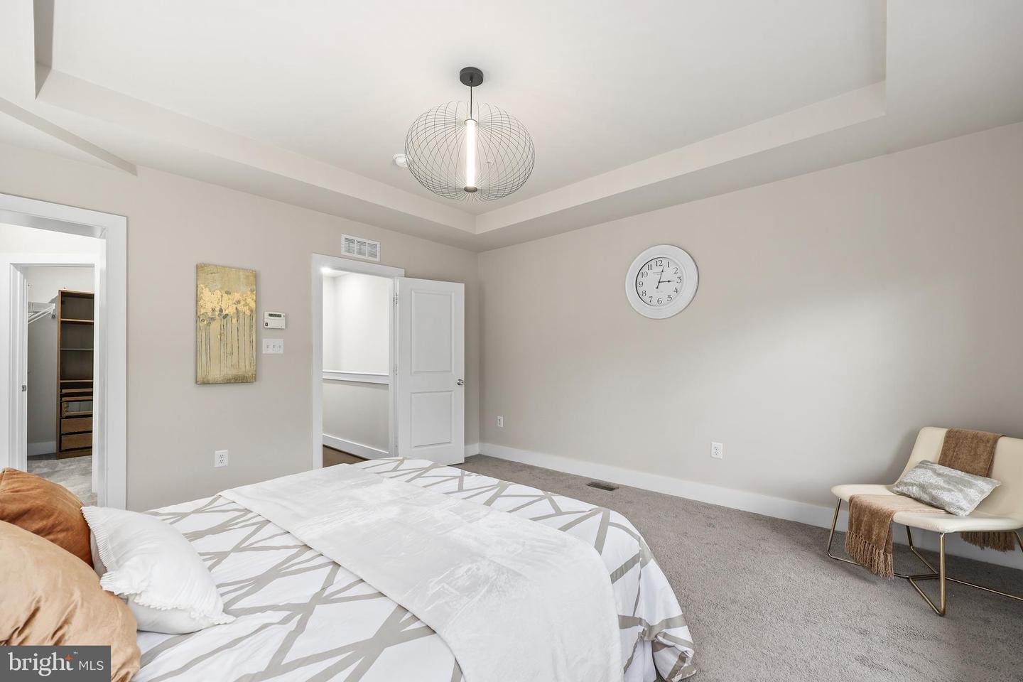 1334 S QUINN ST, ARLINGTON, Virginia 22204, 3 Bedrooms Bedrooms, ,3 BathroomsBathrooms,Residential,For sale,1334 S QUINN ST,VAAR2057424 MLS # VAAR2057424