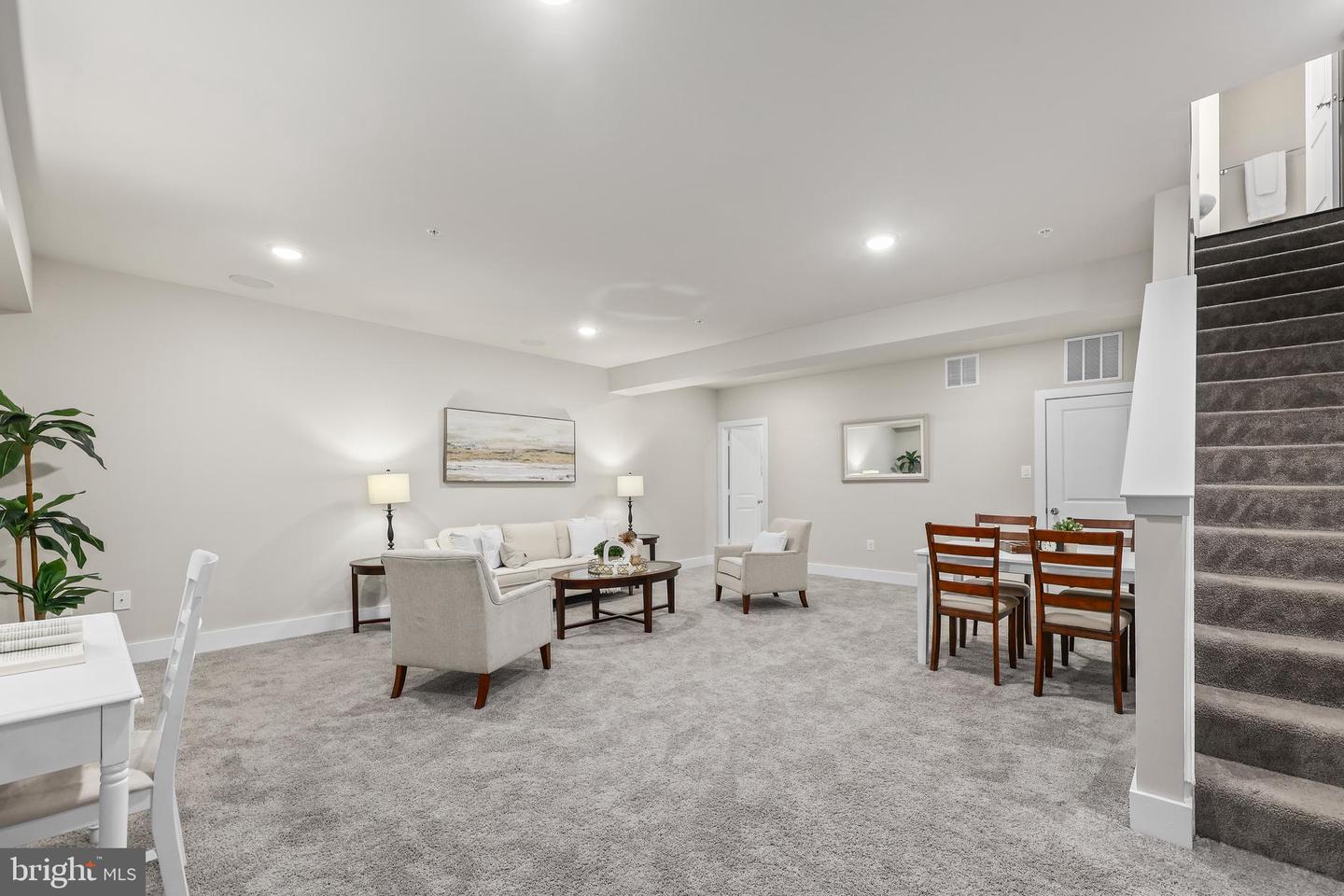 1334 S QUINN ST, ARLINGTON, Virginia 22204, 3 Bedrooms Bedrooms, ,3 BathroomsBathrooms,Residential,For sale,1334 S QUINN ST,VAAR2057424 MLS # VAAR2057424