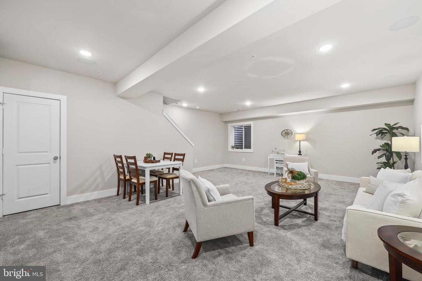 1334 S QUINN ST, ARLINGTON, Virginia 22204, 3 Bedrooms Bedrooms, ,3 BathroomsBathrooms,Residential,For sale,1334 S QUINN ST,VAAR2057424 MLS # VAAR2057424