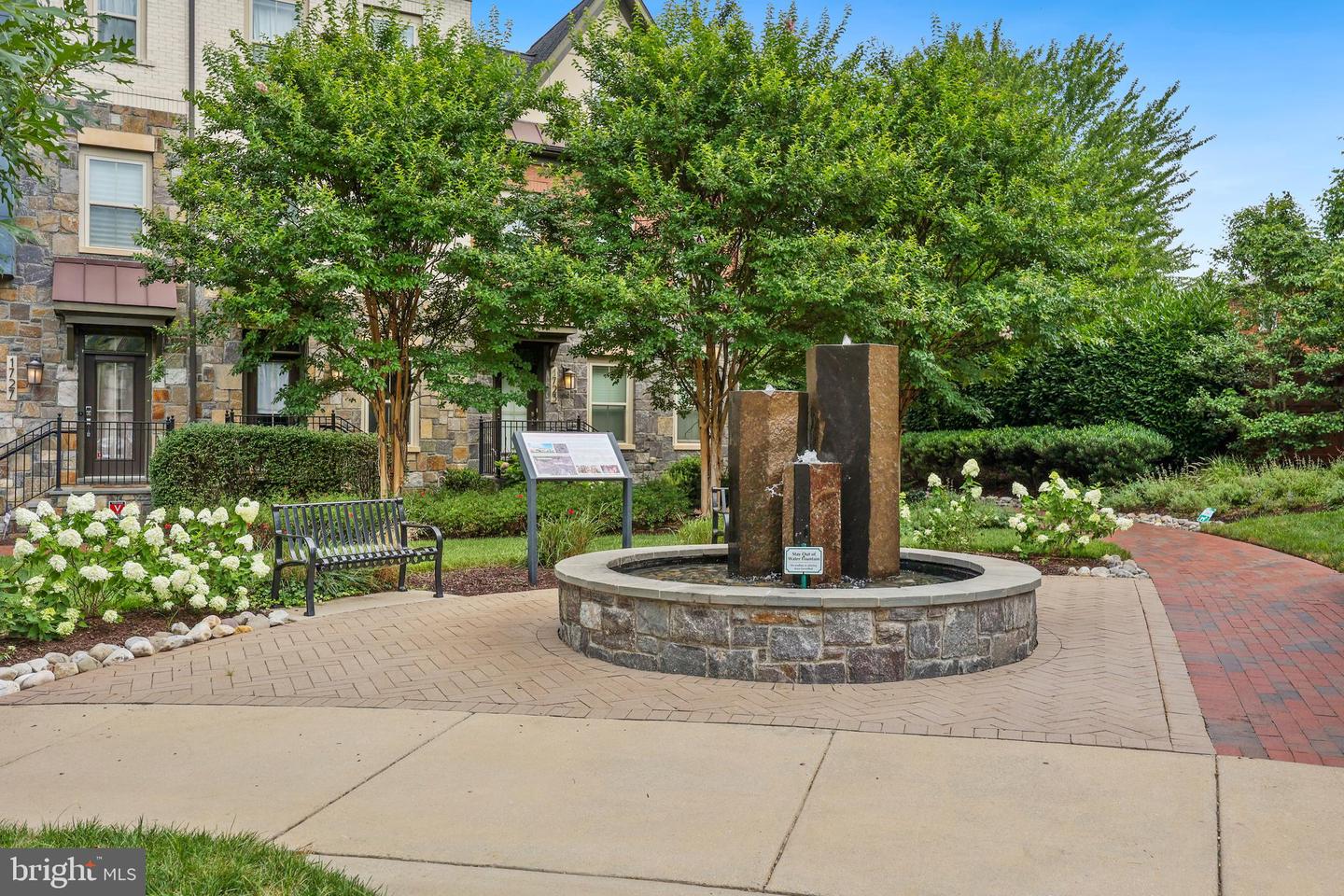 1334 S QUINN ST, ARLINGTON, Virginia 22204, 3 Bedrooms Bedrooms, ,3 BathroomsBathrooms,Residential,For sale,1334 S QUINN ST,VAAR2057424 MLS # VAAR2057424