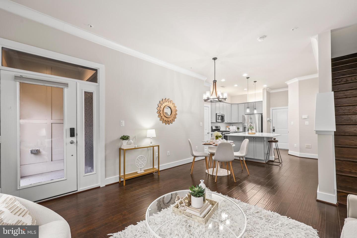 1334 S QUINN ST, ARLINGTON, Virginia 22204, 3 Bedrooms Bedrooms, ,3 BathroomsBathrooms,Residential,For sale,1334 S QUINN ST,VAAR2057424 MLS # VAAR2057424