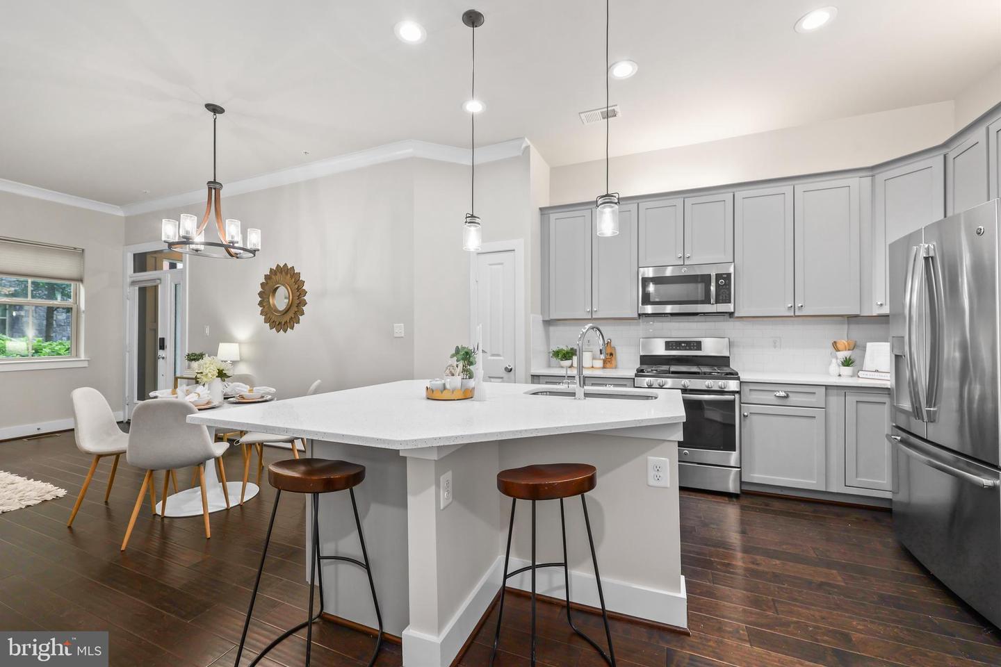 1334 S QUINN ST, ARLINGTON, Virginia 22204, 3 Bedrooms Bedrooms, ,3 BathroomsBathrooms,Residential,For sale,1334 S QUINN ST,VAAR2057424 MLS # VAAR2057424