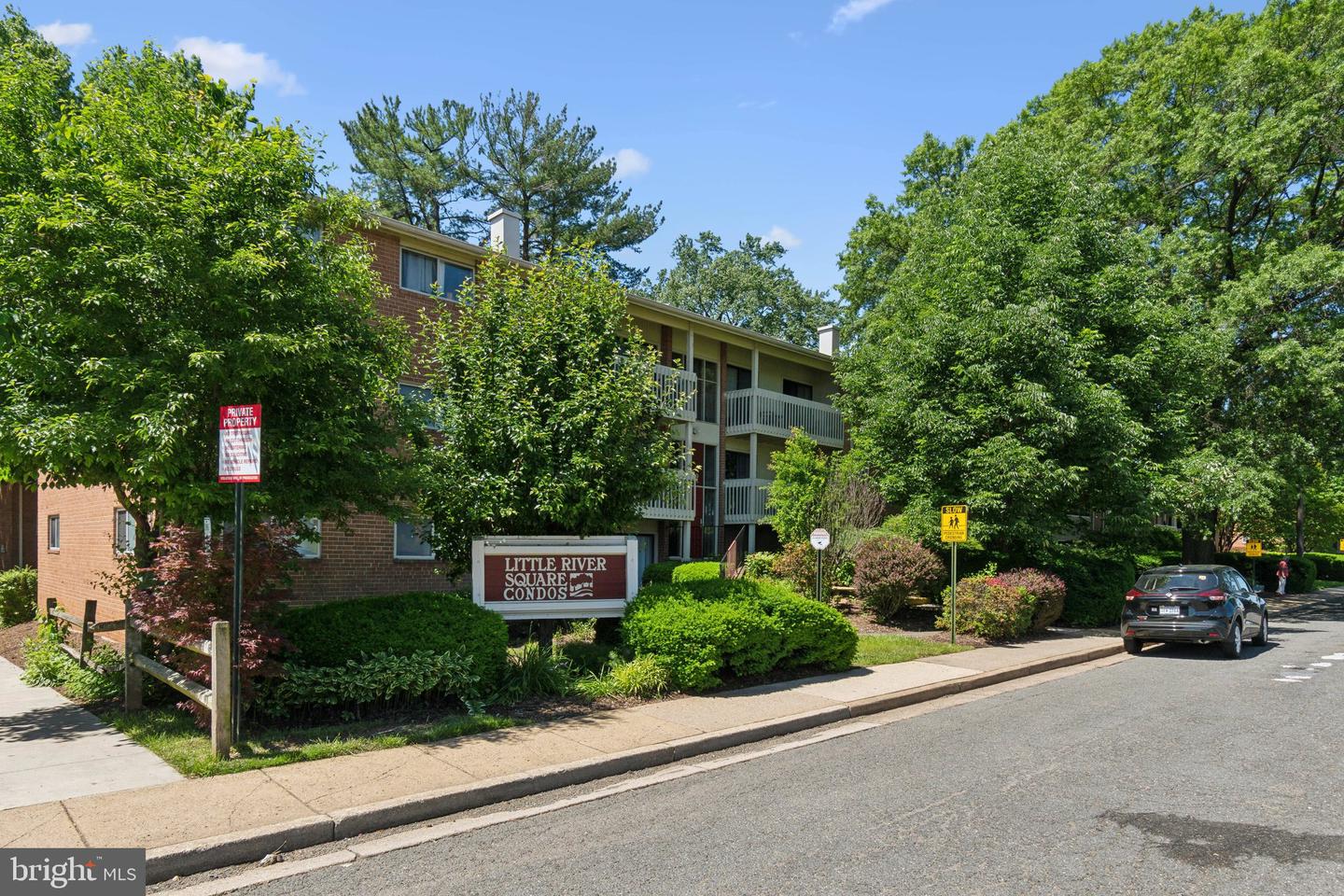 7419 LITTLE RIVER TPKE #202, ANNANDALE, Virginia 22003, 2 Bedrooms Bedrooms, ,1 BathroomBathrooms,Residential,For sale,7419 LITTLE RIVER TPKE #202,VAFX2240834 MLS # VAFX2240834