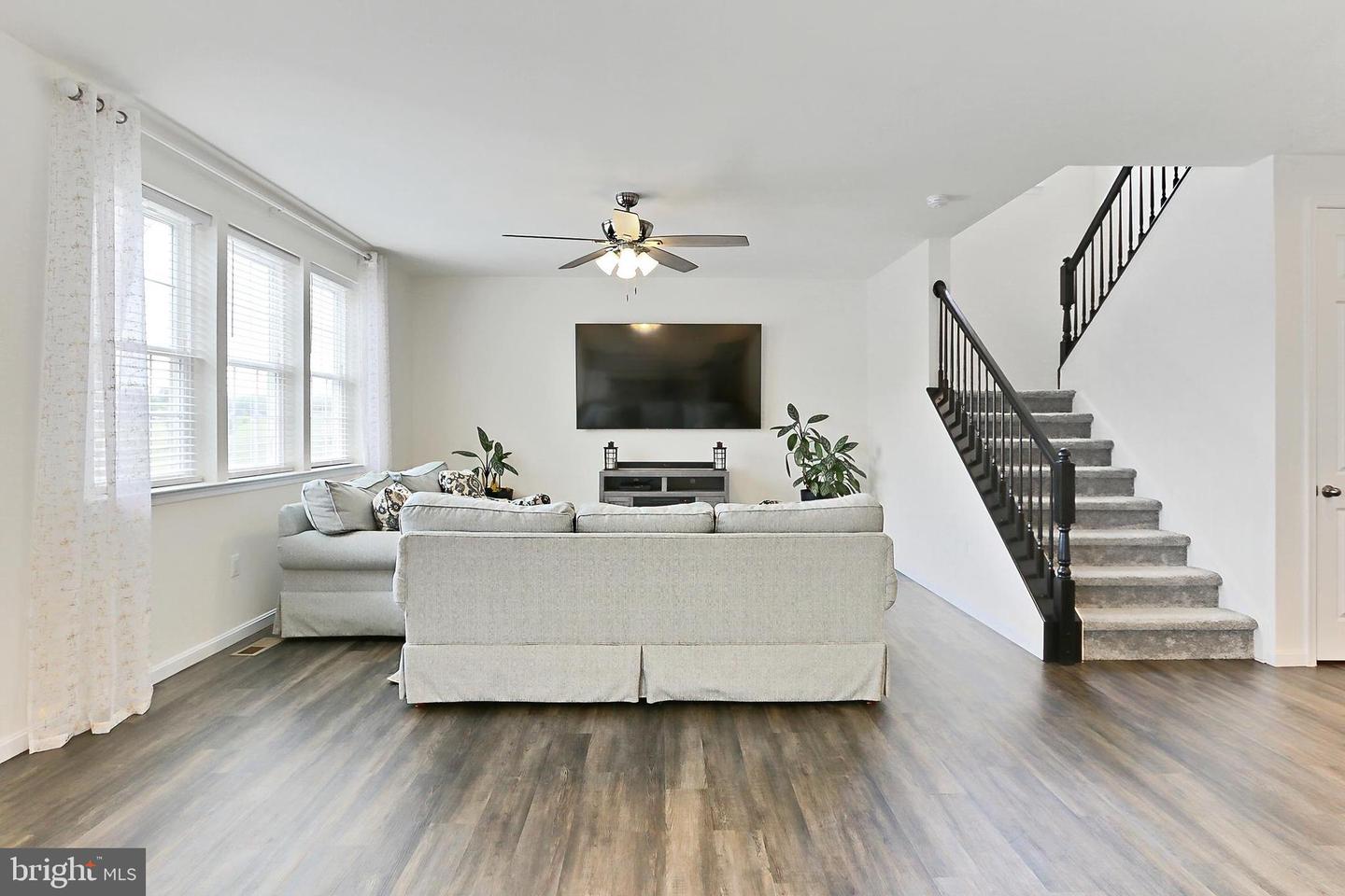 2020 CAPTAIN DR, FREDERICKSBURG, Virginia 22408, 4 Bedrooms Bedrooms, ,2 BathroomsBathrooms,Residential,For sale,2020 CAPTAIN DR,VASP2033138 MLS # VASP2033138