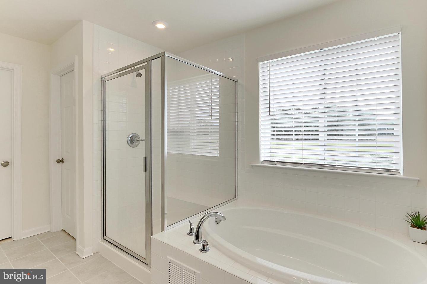 2020 CAPTAIN DR, FREDERICKSBURG, Virginia 22408, 4 Bedrooms Bedrooms, ,2 BathroomsBathrooms,Residential,For sale,2020 CAPTAIN DR,VASP2033138 MLS # VASP2033138