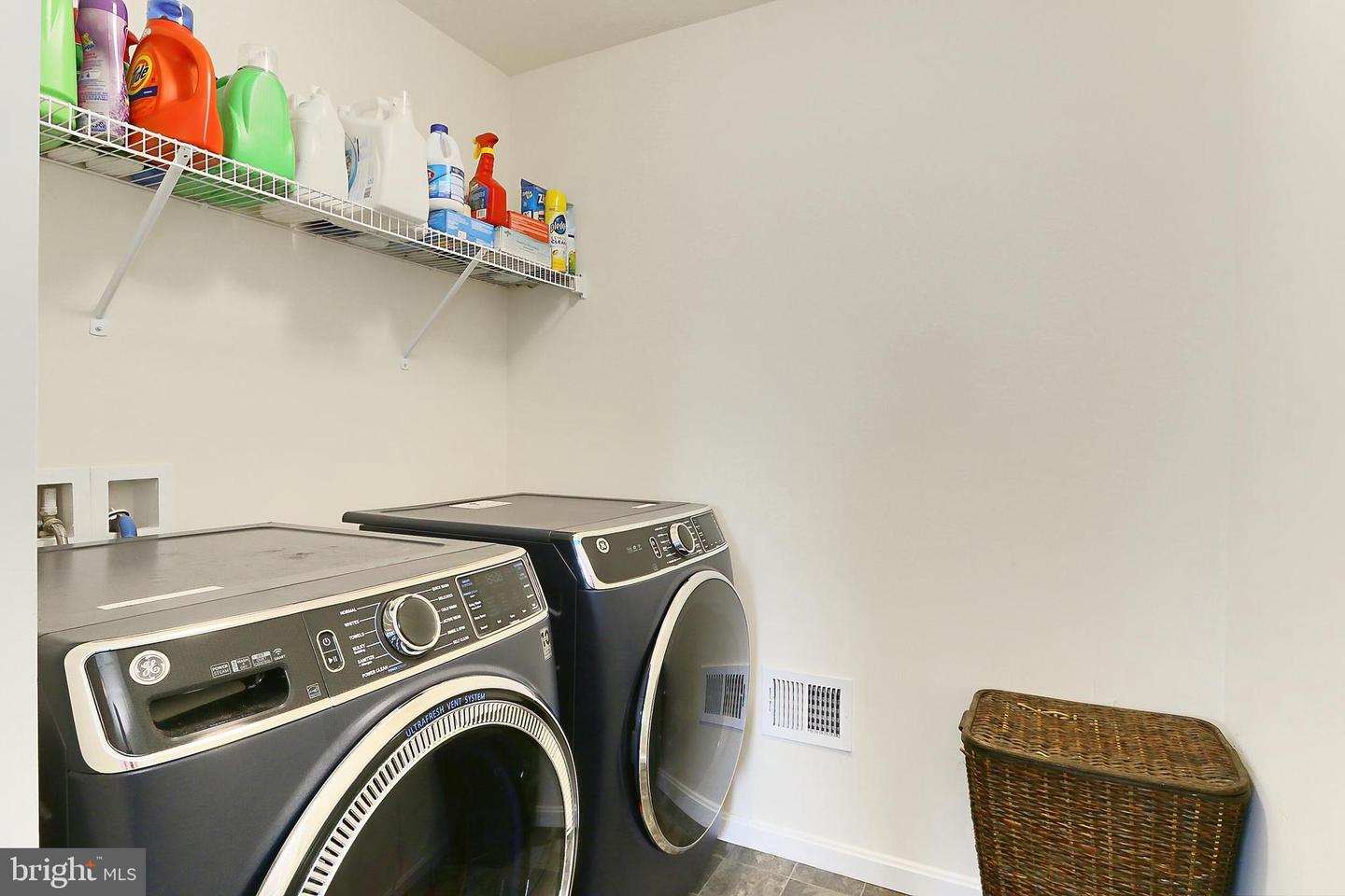 2020 CAPTAIN DR, FREDERICKSBURG, Virginia 22408, 4 Bedrooms Bedrooms, ,2 BathroomsBathrooms,Residential,For sale,2020 CAPTAIN DR,VASP2033138 MLS # VASP2033138