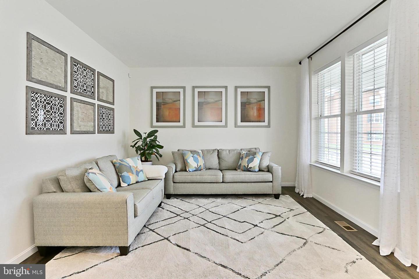 2020 CAPTAIN DR, FREDERICKSBURG, Virginia 22408, 4 Bedrooms Bedrooms, ,2 BathroomsBathrooms,Residential,For sale,2020 CAPTAIN DR,VASP2033138 MLS # VASP2033138