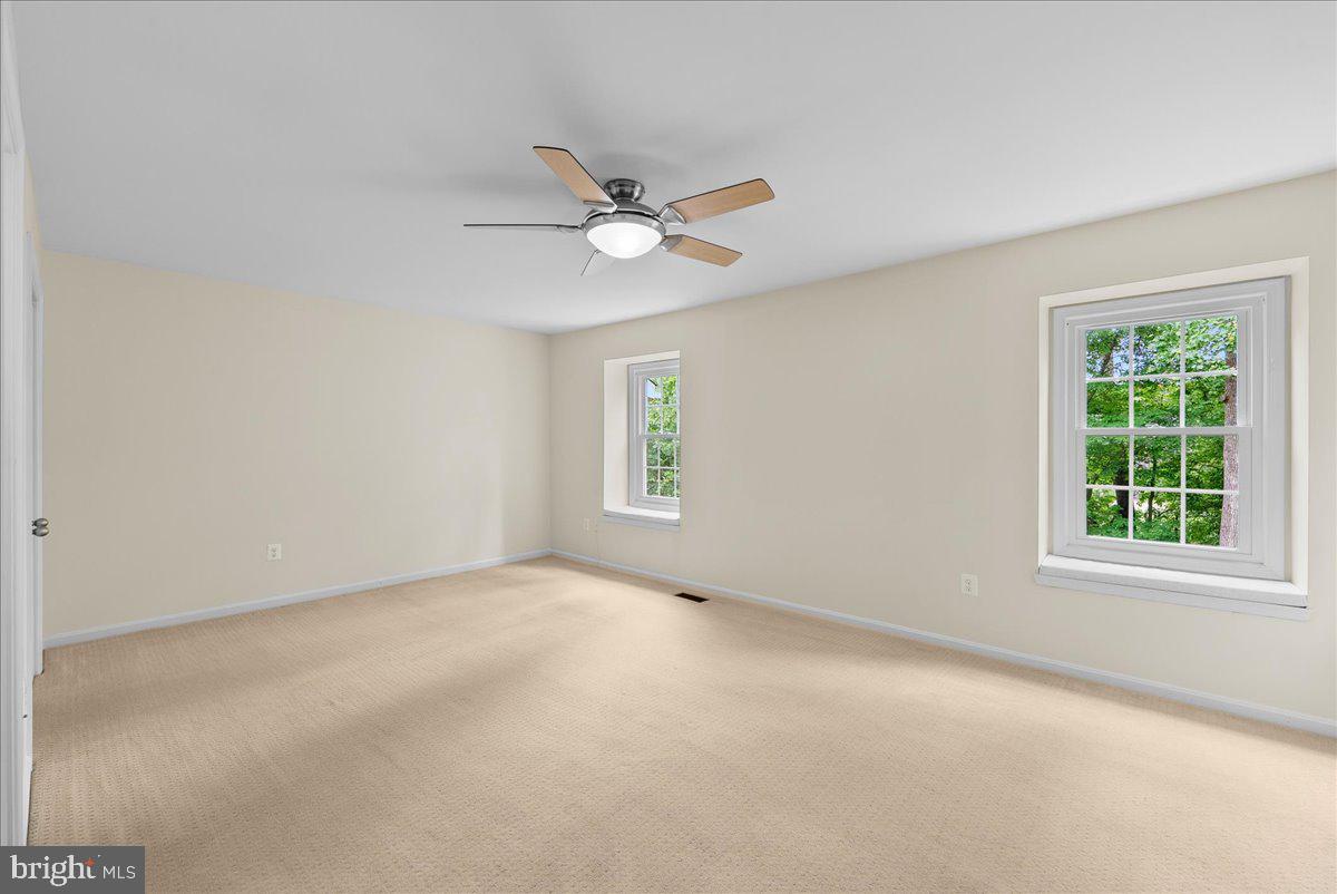 4516 4TH RD N, ARLINGTON, Virginia 22203, 3 Bedrooms Bedrooms, ,3 BathroomsBathrooms,Residential,For sale,4516 4TH RD N,VAAR2057496 MLS # VAAR2057496