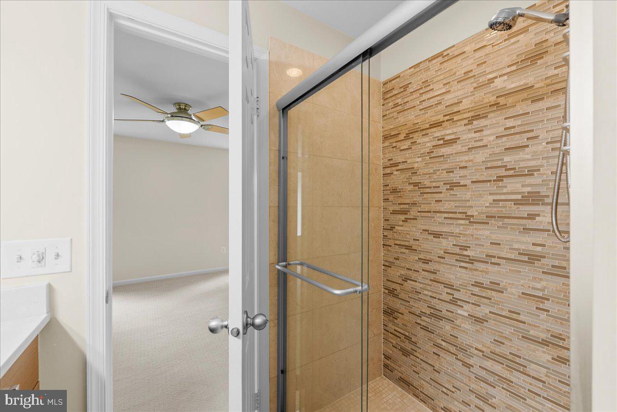 4516 4TH RD N, ARLINGTON, Virginia 22203, 3 Bedrooms Bedrooms, ,3 BathroomsBathrooms,Residential,For sale,4516 4TH RD N,VAAR2057496 MLS # VAAR2057496