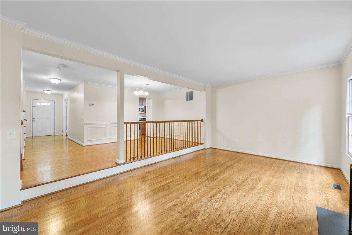 4516 4TH RD N, ARLINGTON, Virginia 22203, 3 Bedrooms Bedrooms, ,3 BathroomsBathrooms,Residential,For sale,4516 4TH RD N,VAAR2057496 MLS # VAAR2057496