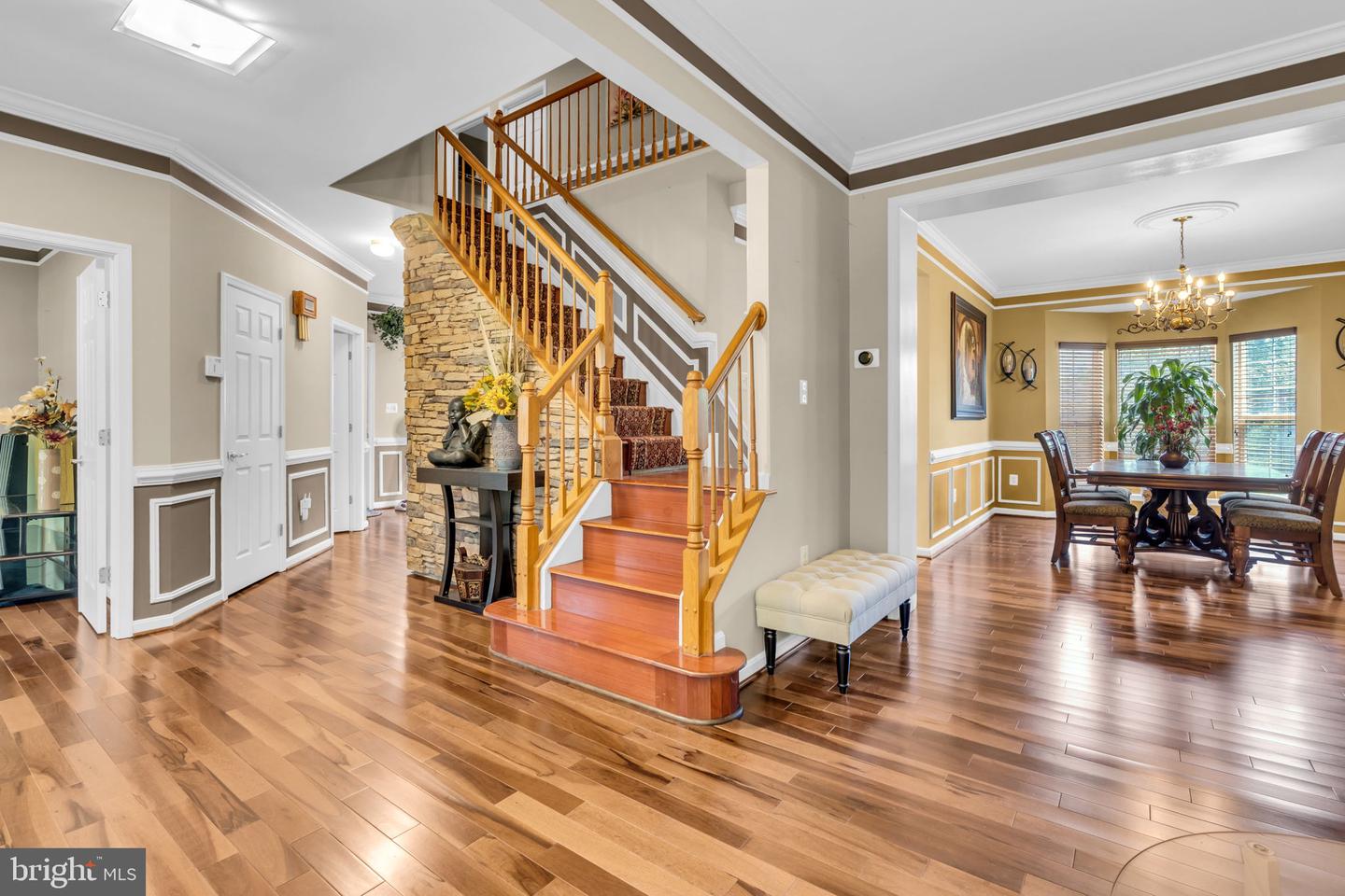 8600 DUTCHMAN CT, MANASSAS, Virginia 20110, 5 Bedrooms Bedrooms, ,4 BathroomsBathrooms,Residential,For sale,8600 DUTCHMAN CT,VAMN2008338 MLS # VAMN2008338