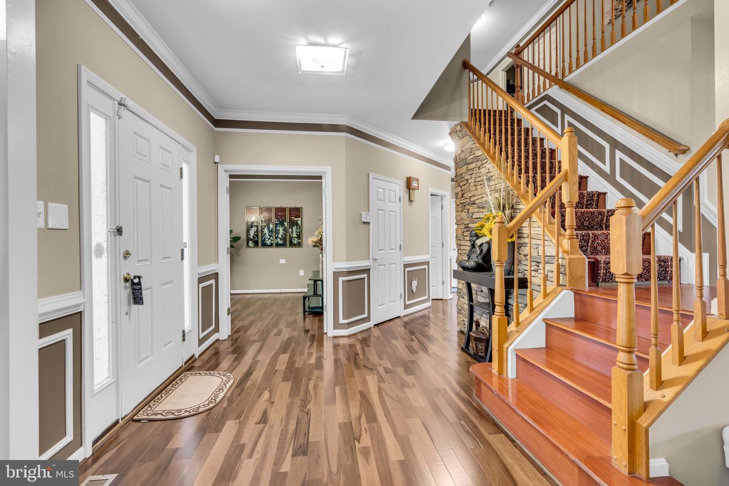 8600 DUTCHMAN CT, MANASSAS, Virginia 20110, 5 Bedrooms Bedrooms, ,4 BathroomsBathrooms,Residential,For sale,8600 DUTCHMAN CT,VAMN2008338 MLS # VAMN2008338