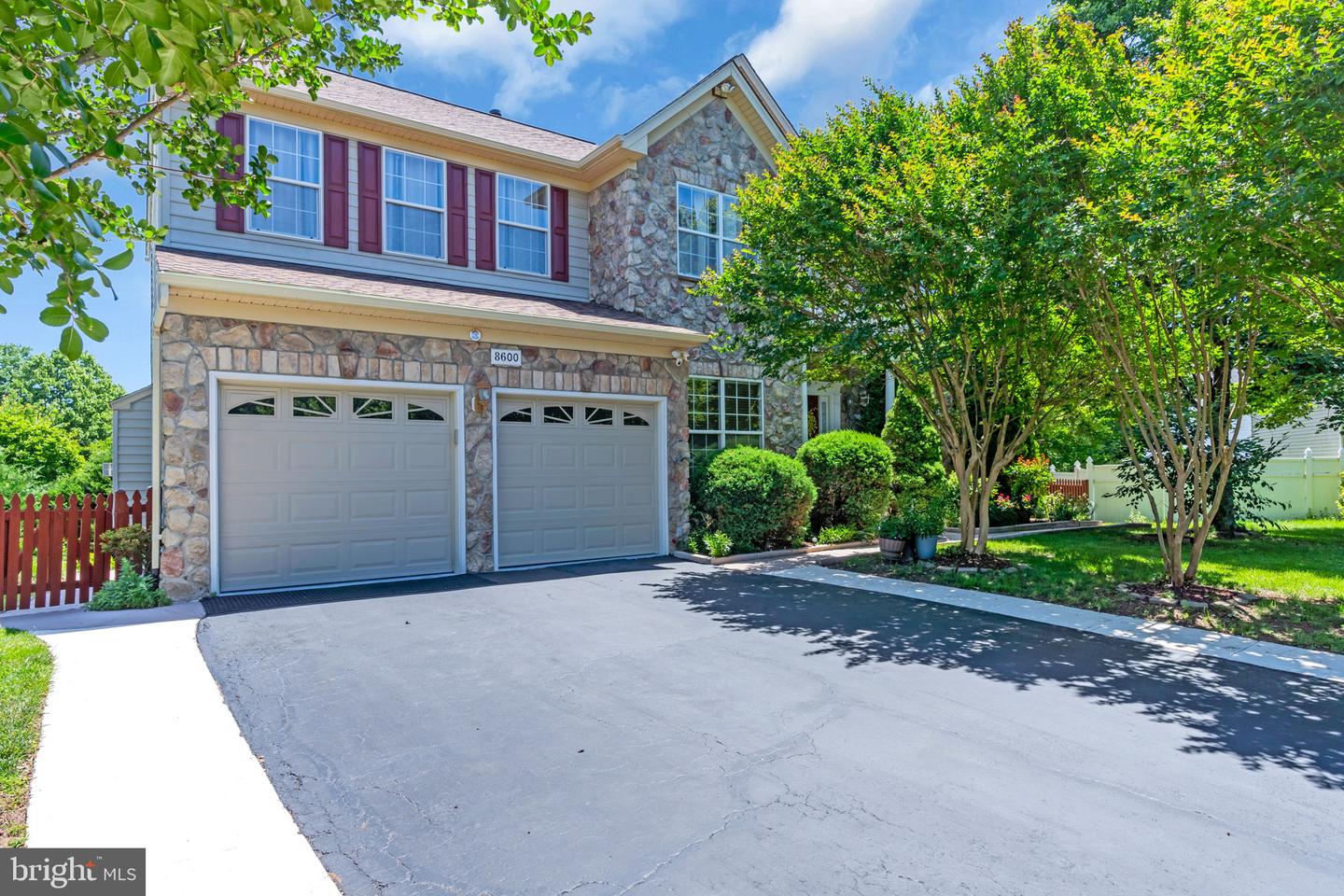 8600 DUTCHMAN CT, MANASSAS, Virginia 20110, 5 Bedrooms Bedrooms, ,4 BathroomsBathrooms,Residential,For sale,8600 DUTCHMAN CT,VAMN2008338 MLS # VAMN2008338
