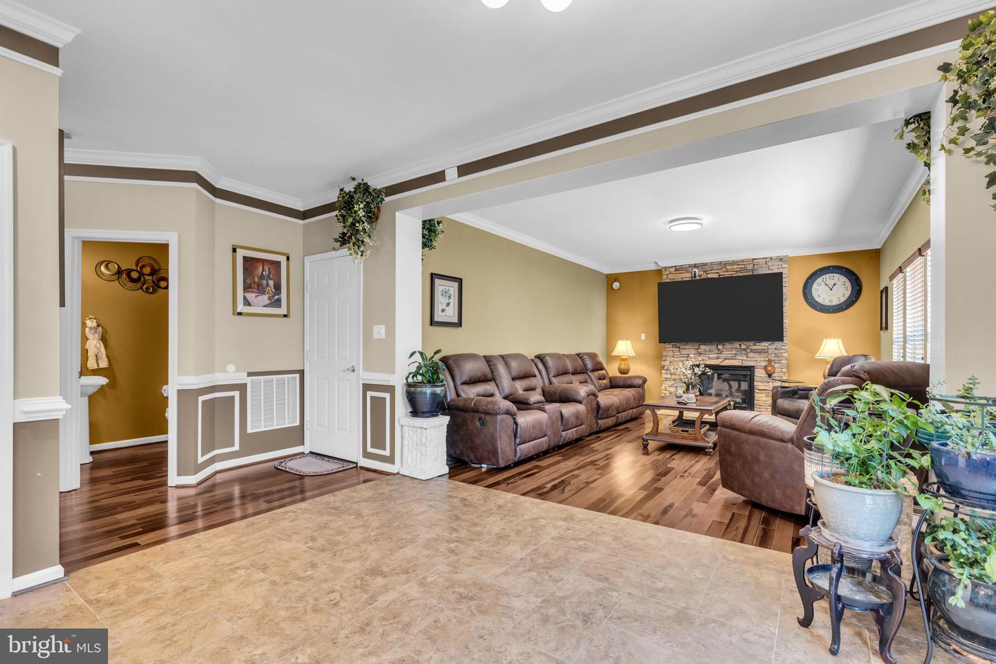 8600 DUTCHMAN CT, MANASSAS, Virginia 20110, 5 Bedrooms Bedrooms, ,4 BathroomsBathrooms,Residential,For sale,8600 DUTCHMAN CT,VAMN2008338 MLS # VAMN2008338