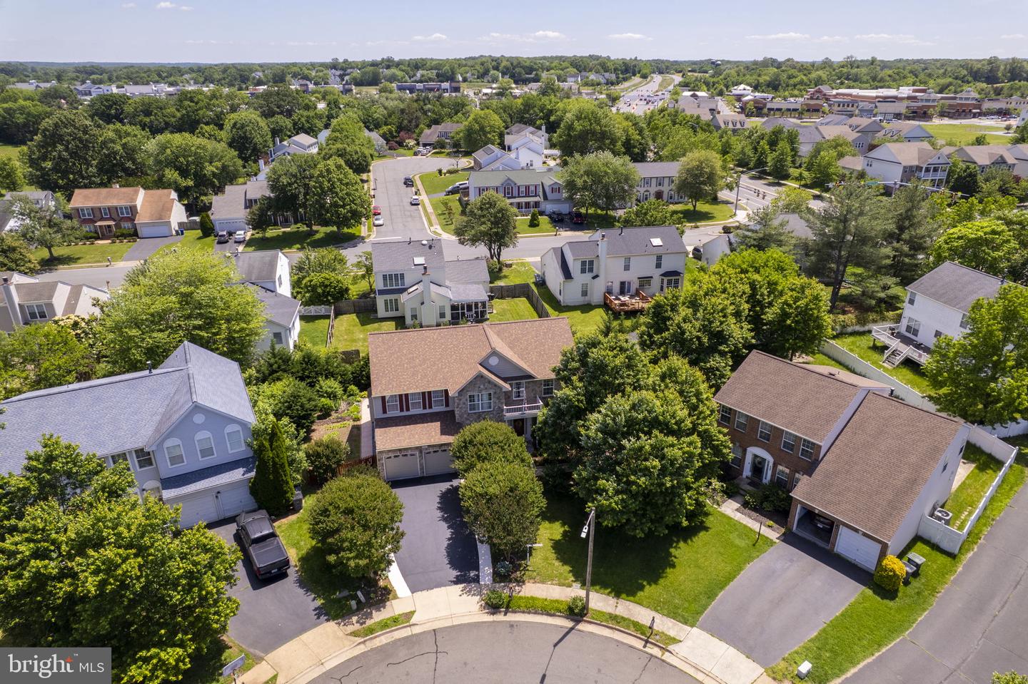 8600 DUTCHMAN CT, MANASSAS, Virginia 20110, 5 Bedrooms Bedrooms, ,4 BathroomsBathrooms,Residential,For sale,8600 DUTCHMAN CT,VAMN2008338 MLS # VAMN2008338