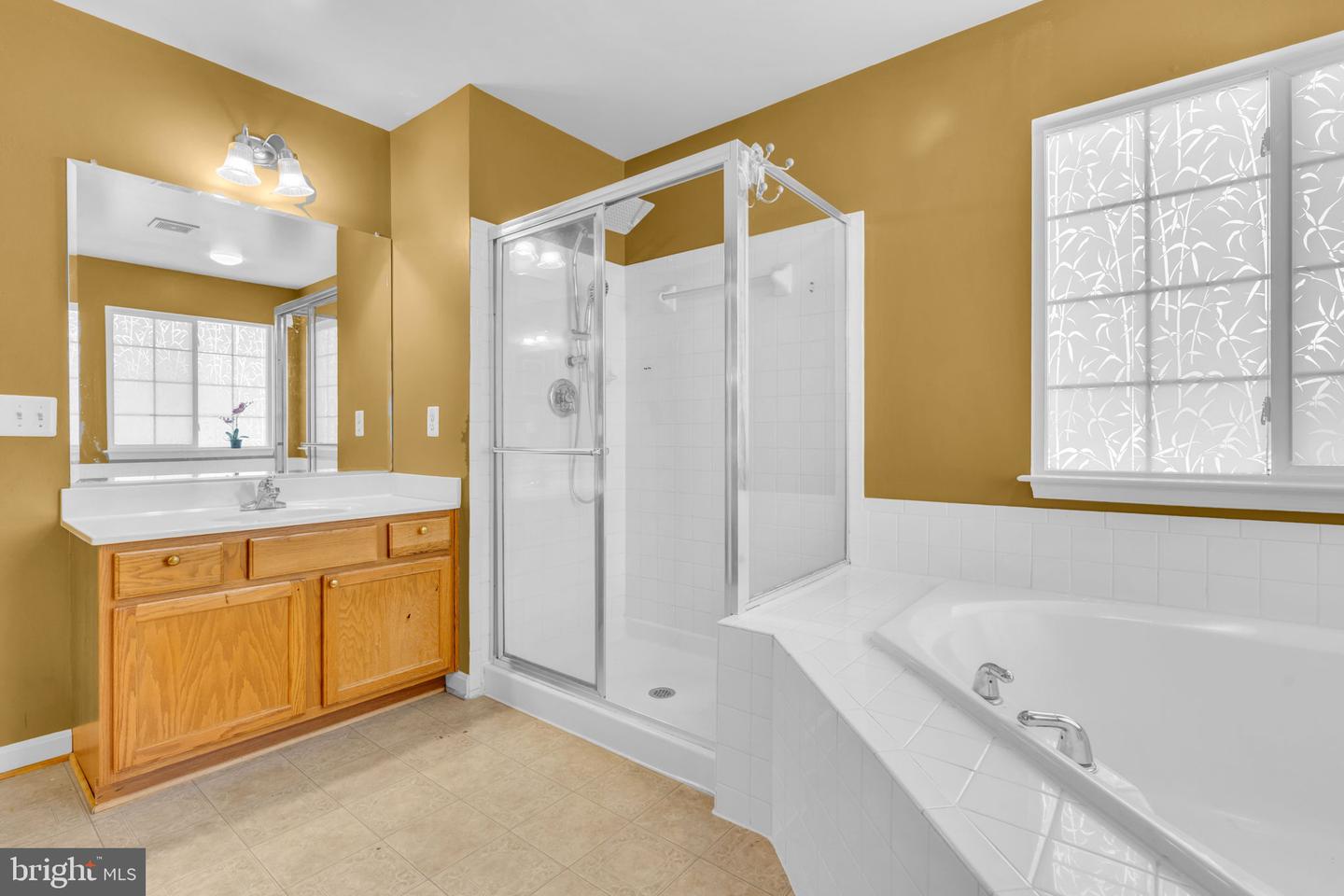 8600 DUTCHMAN CT, MANASSAS, Virginia 20110, 5 Bedrooms Bedrooms, ,4 BathroomsBathrooms,Residential,For sale,8600 DUTCHMAN CT,VAMN2008338 MLS # VAMN2008338
