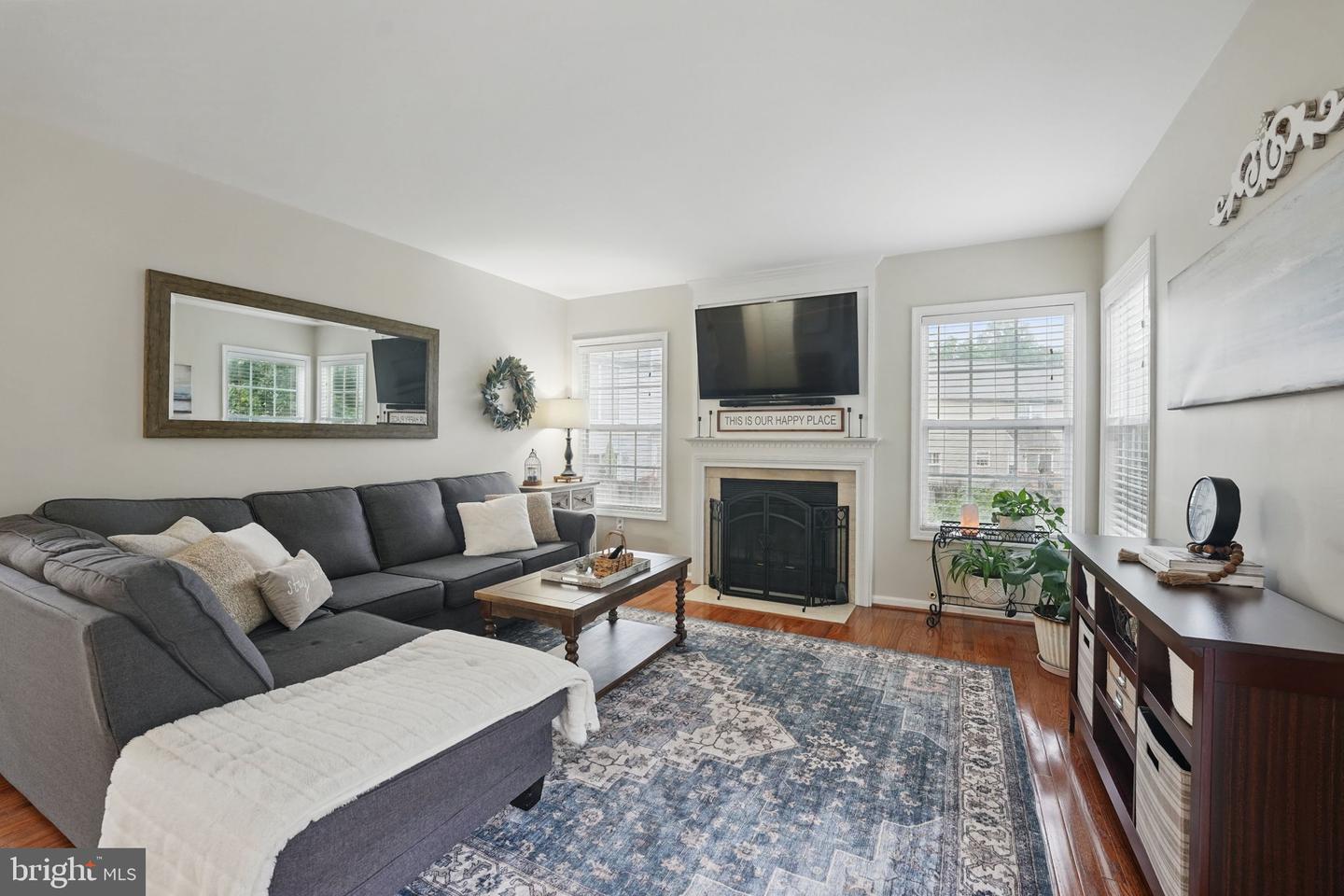 8408 LIPPIZAN PL, GAINESVILLE, Virginia 20155, 4 Bedrooms Bedrooms, ,3 BathroomsBathrooms,Residential,For sale,8408 LIPPIZAN PL,VAPW2094792 MLS # VAPW2094792