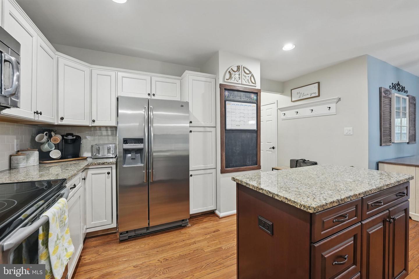 8408 LIPPIZAN PL, GAINESVILLE, Virginia 20155, 4 Bedrooms Bedrooms, ,3 BathroomsBathrooms,Residential,For sale,8408 LIPPIZAN PL,VAPW2094792 MLS # VAPW2094792