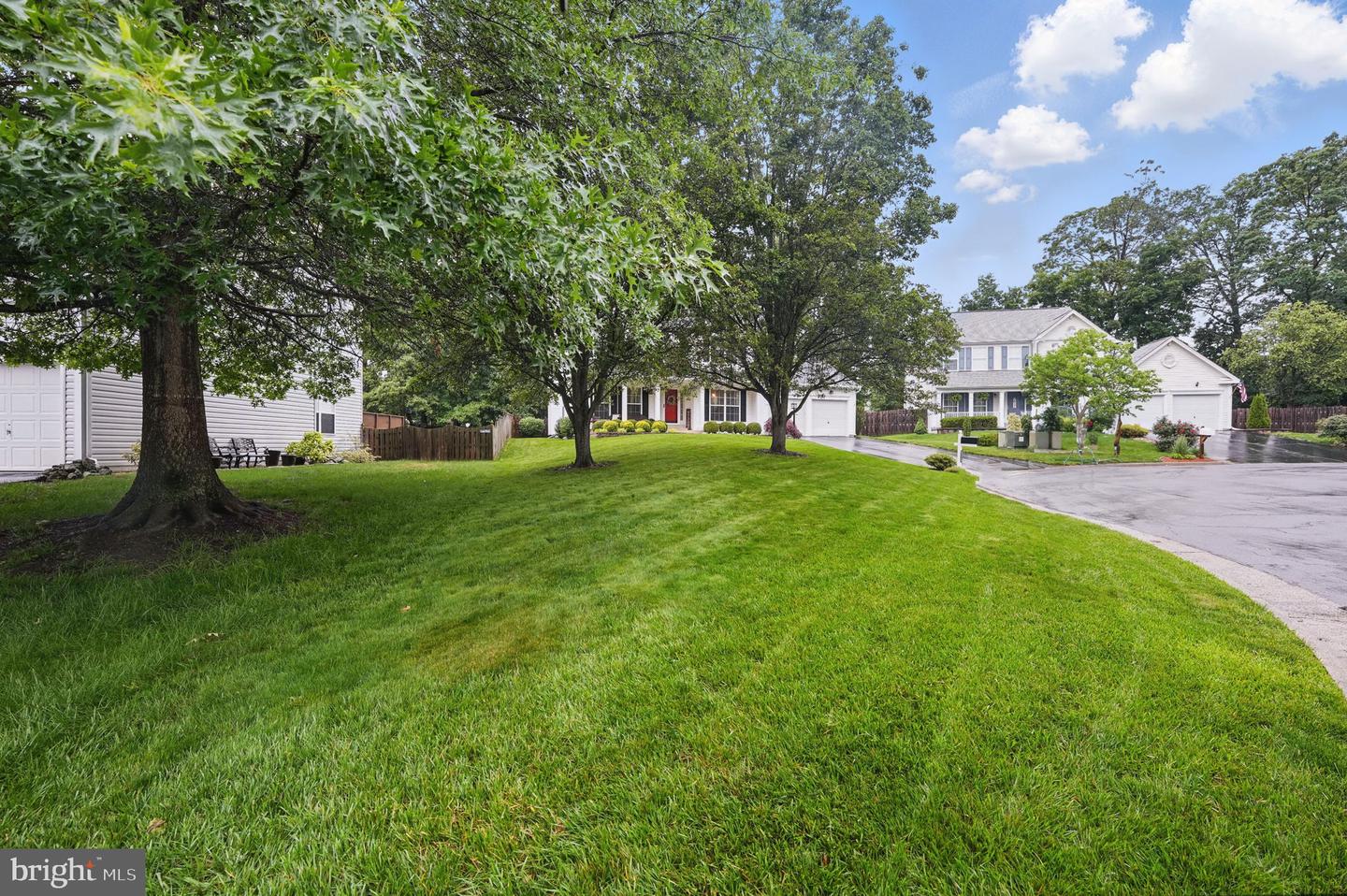8408 LIPPIZAN PL, GAINESVILLE, Virginia 20155, 4 Bedrooms Bedrooms, ,3 BathroomsBathrooms,Residential,For sale,8408 LIPPIZAN PL,VAPW2094792 MLS # VAPW2094792