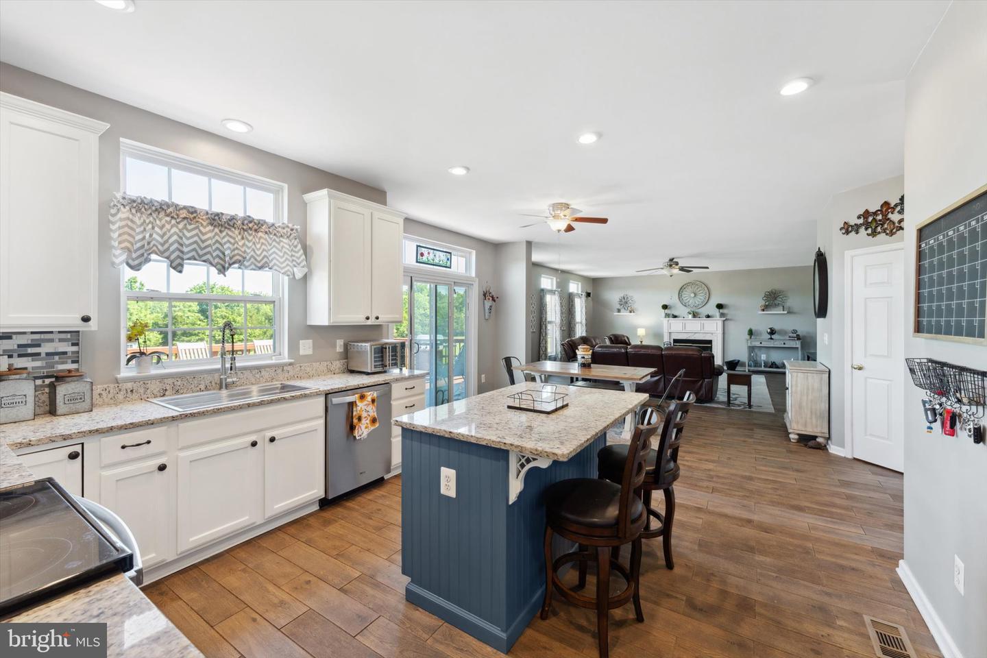 6594 TIFFANY DR, BEALETON, Virginia 22712, 4 Bedrooms Bedrooms, ,3 BathroomsBathrooms,Residential,For sale,6594 TIFFANY DR,VAFQ2016662 MLS # VAFQ2016662