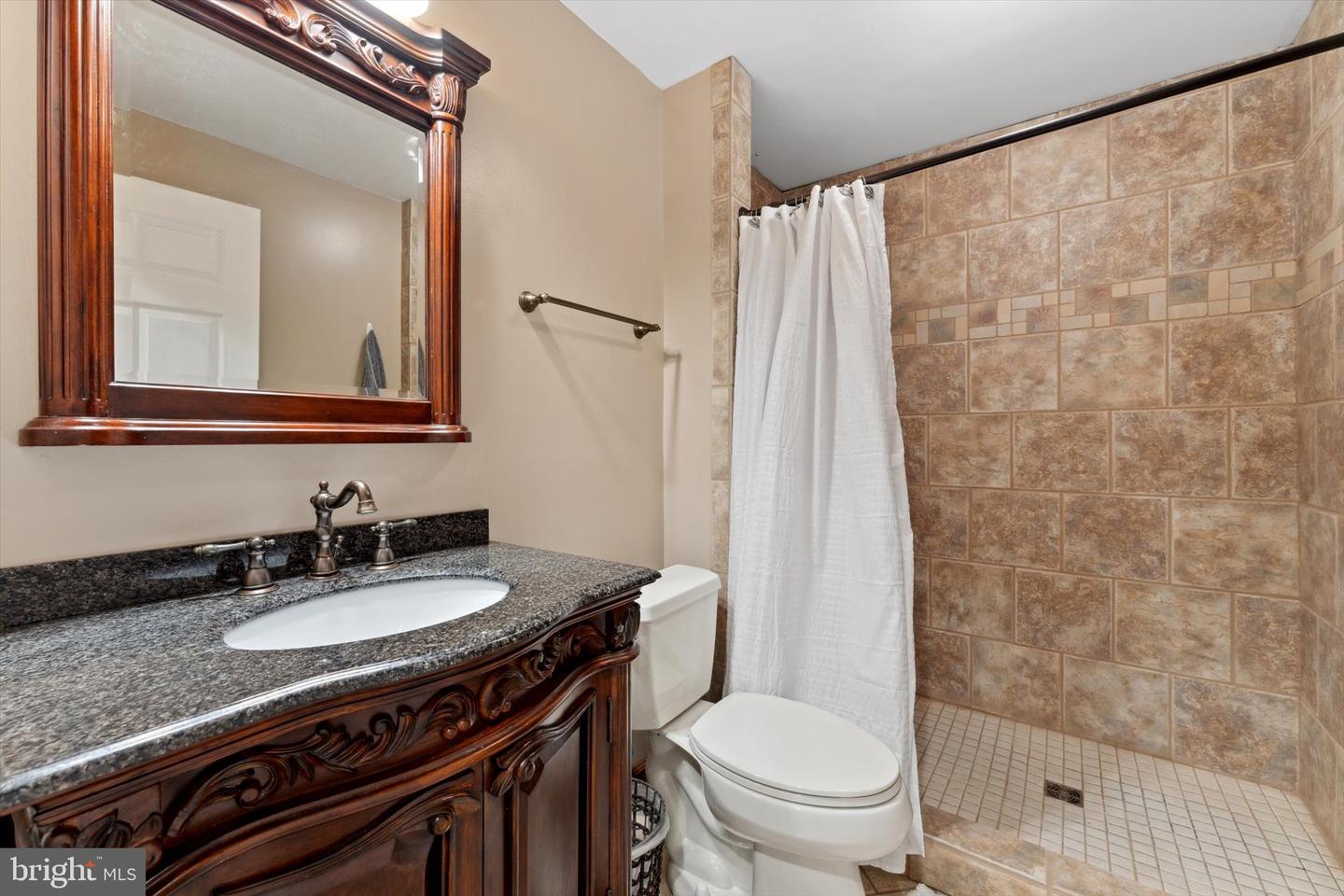 6594 TIFFANY DR, BEALETON, Virginia 22712, 4 Bedrooms Bedrooms, ,3 BathroomsBathrooms,Residential,For sale,6594 TIFFANY DR,VAFQ2016662 MLS # VAFQ2016662