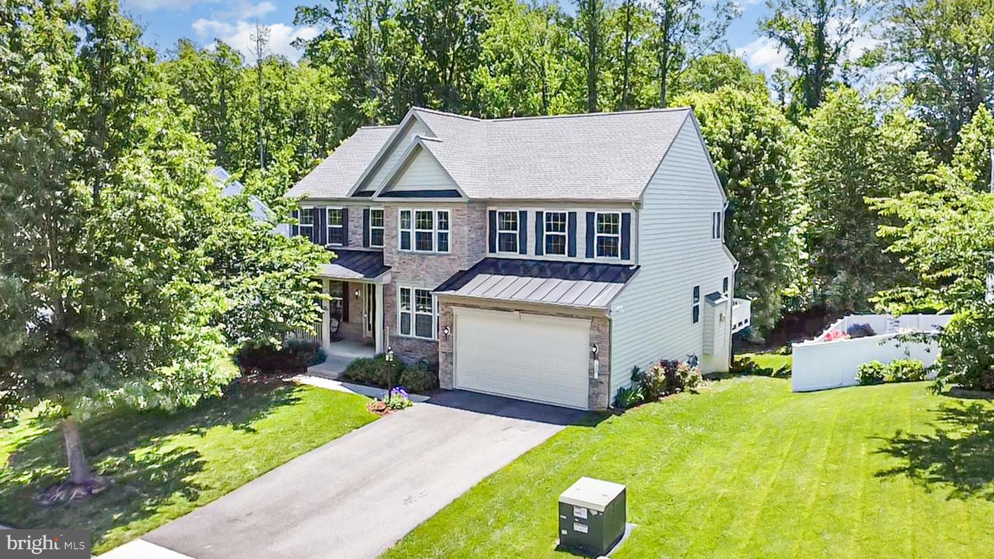 21 BEREA KNOLLS DR, FREDERICKSBURG, Virginia 22406, 5 Bedrooms Bedrooms, ,3 BathroomsBathrooms,Residential,For sale,21 BEREA KNOLLS DR,VAST2038912 MLS # VAST2038912