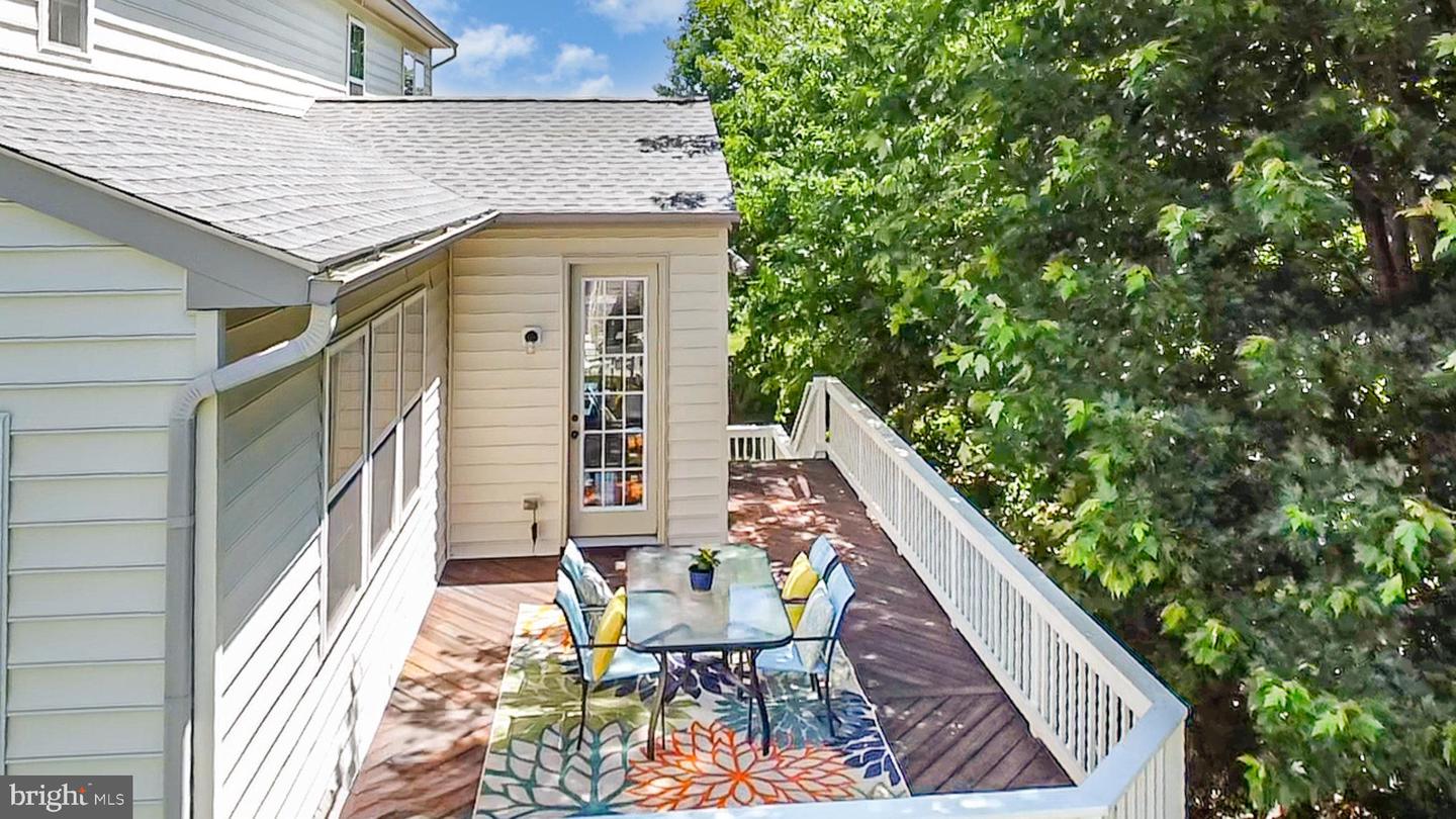 21 BEREA KNOLLS DR, FREDERICKSBURG, Virginia 22406, 5 Bedrooms Bedrooms, ,3 BathroomsBathrooms,Residential,For sale,21 BEREA KNOLLS DR,VAST2038912 MLS # VAST2038912