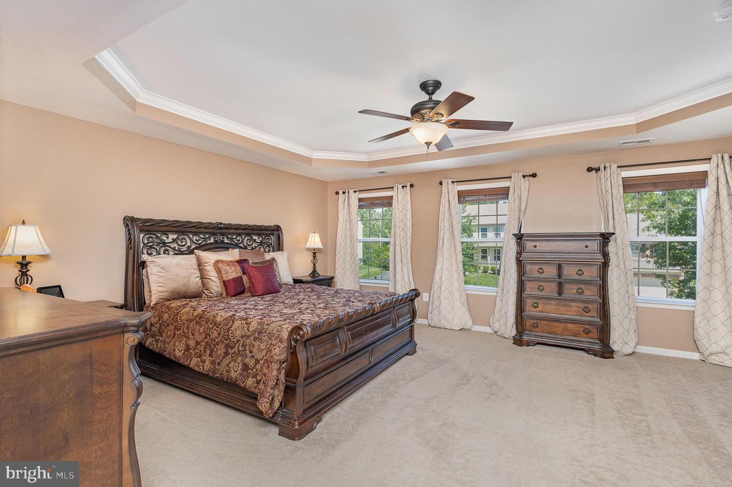 21 BEREA KNOLLS DR, FREDERICKSBURG, Virginia 22406, 5 Bedrooms Bedrooms, ,3 BathroomsBathrooms,Residential,For sale,21 BEREA KNOLLS DR,VAST2038912 MLS # VAST2038912