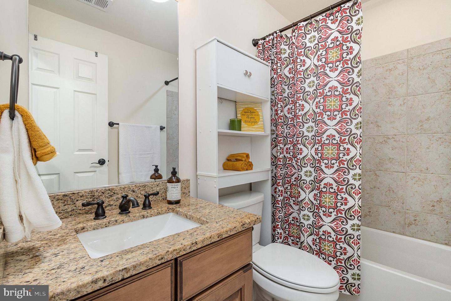 21 BEREA KNOLLS DR, FREDERICKSBURG, Virginia 22406, 5 Bedrooms Bedrooms, ,3 BathroomsBathrooms,Residential,For sale,21 BEREA KNOLLS DR,VAST2038912 MLS # VAST2038912