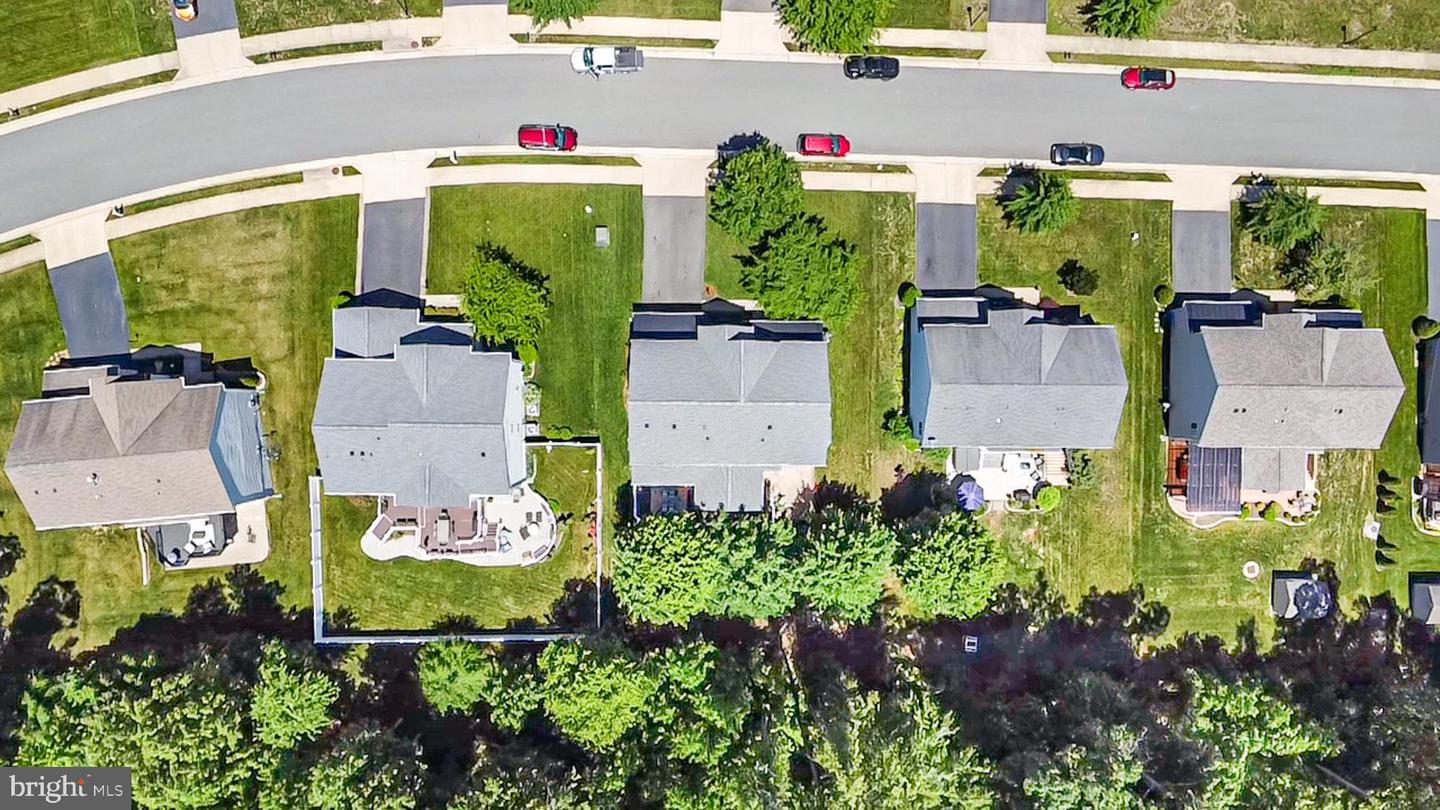 21 BEREA KNOLLS DR, FREDERICKSBURG, Virginia 22406, 5 Bedrooms Bedrooms, ,3 BathroomsBathrooms,Residential,For sale,21 BEREA KNOLLS DR,VAST2038912 MLS # VAST2038912