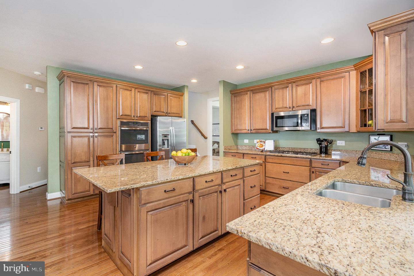 21 BEREA KNOLLS DR, FREDERICKSBURG, Virginia 22406, 5 Bedrooms Bedrooms, ,3 BathroomsBathrooms,Residential,For sale,21 BEREA KNOLLS DR,VAST2038912 MLS # VAST2038912